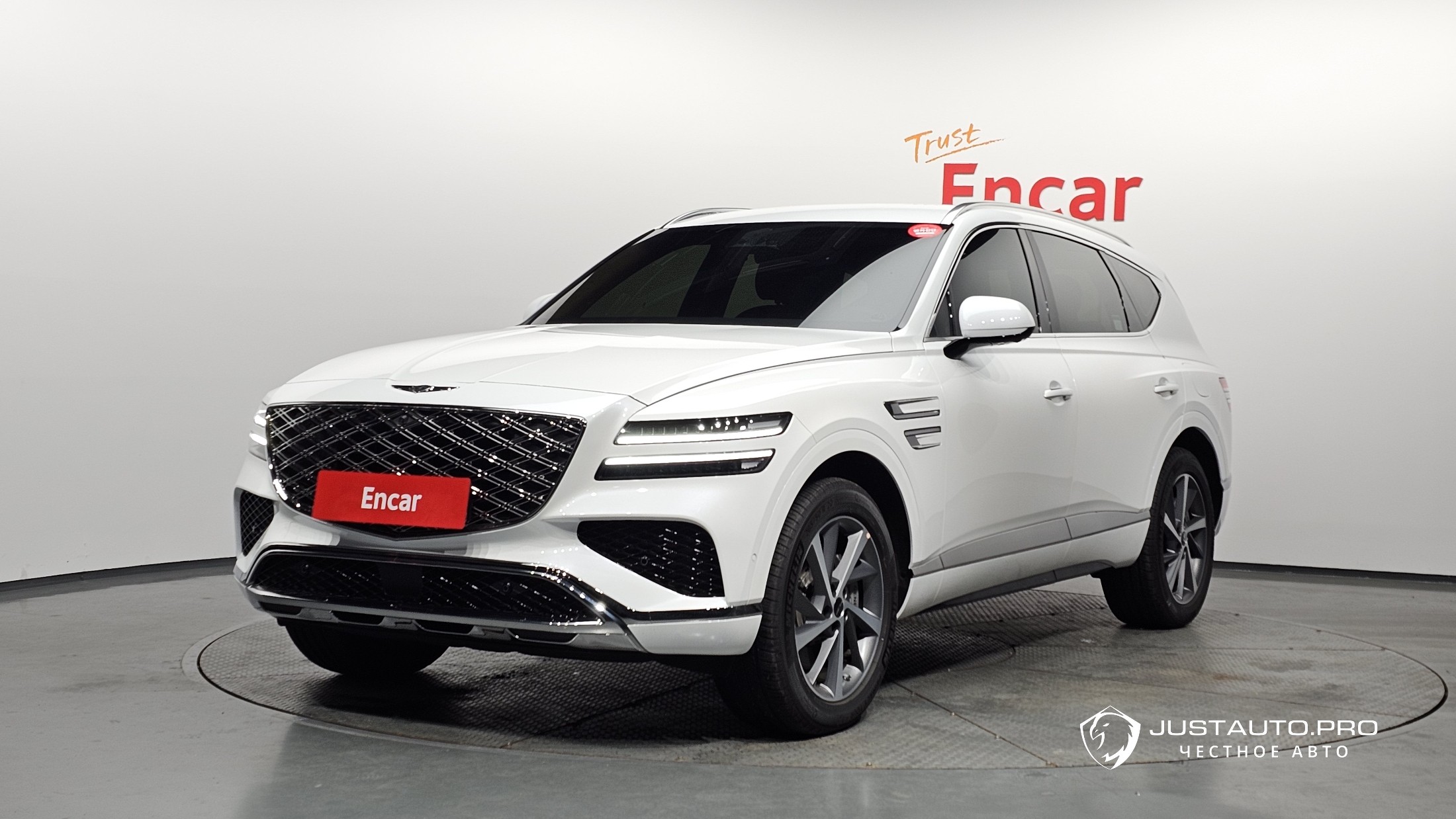 Автомобиль Genesis GV80