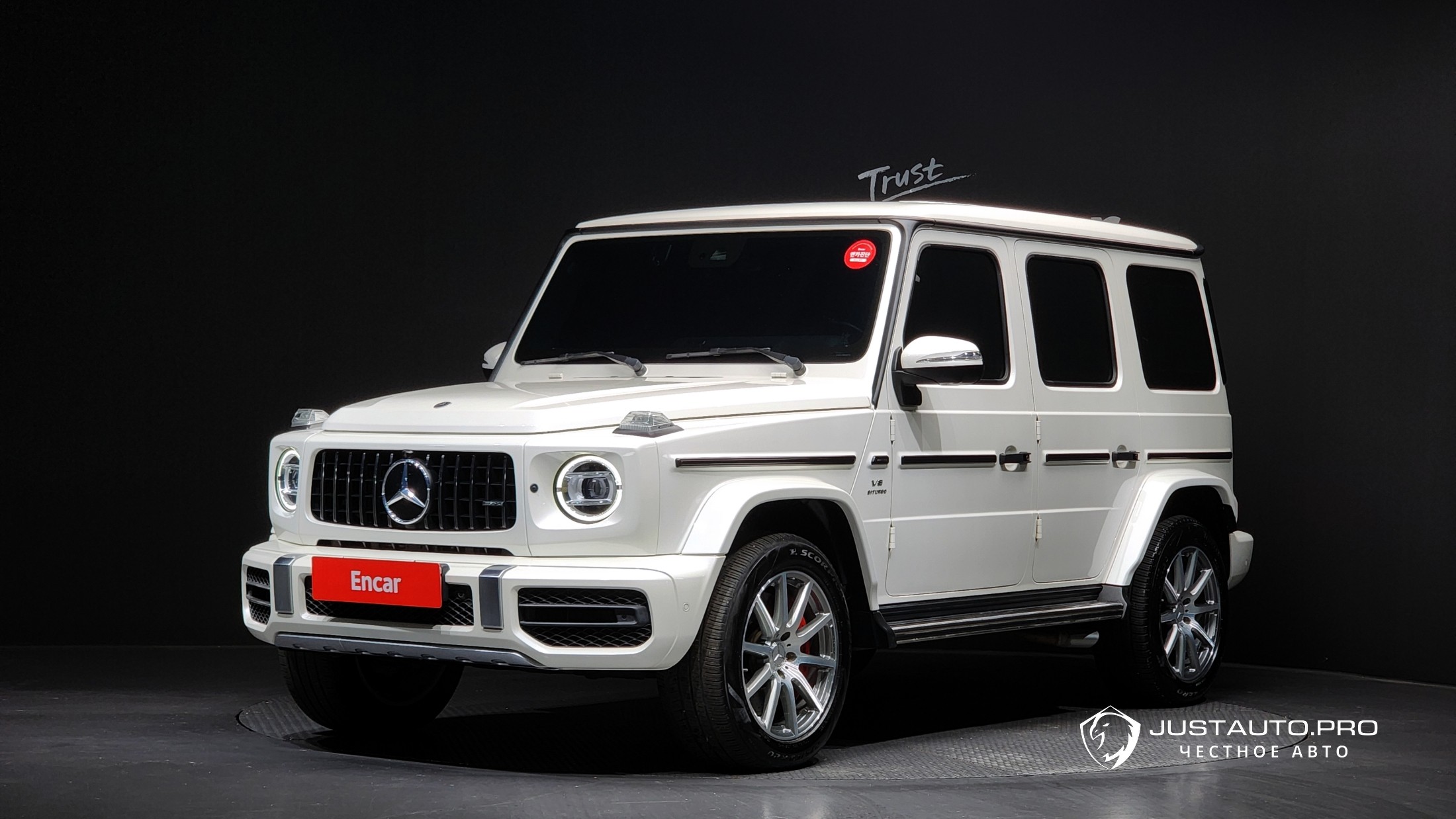 Автомобиль Mercedes-Benz G-Class
