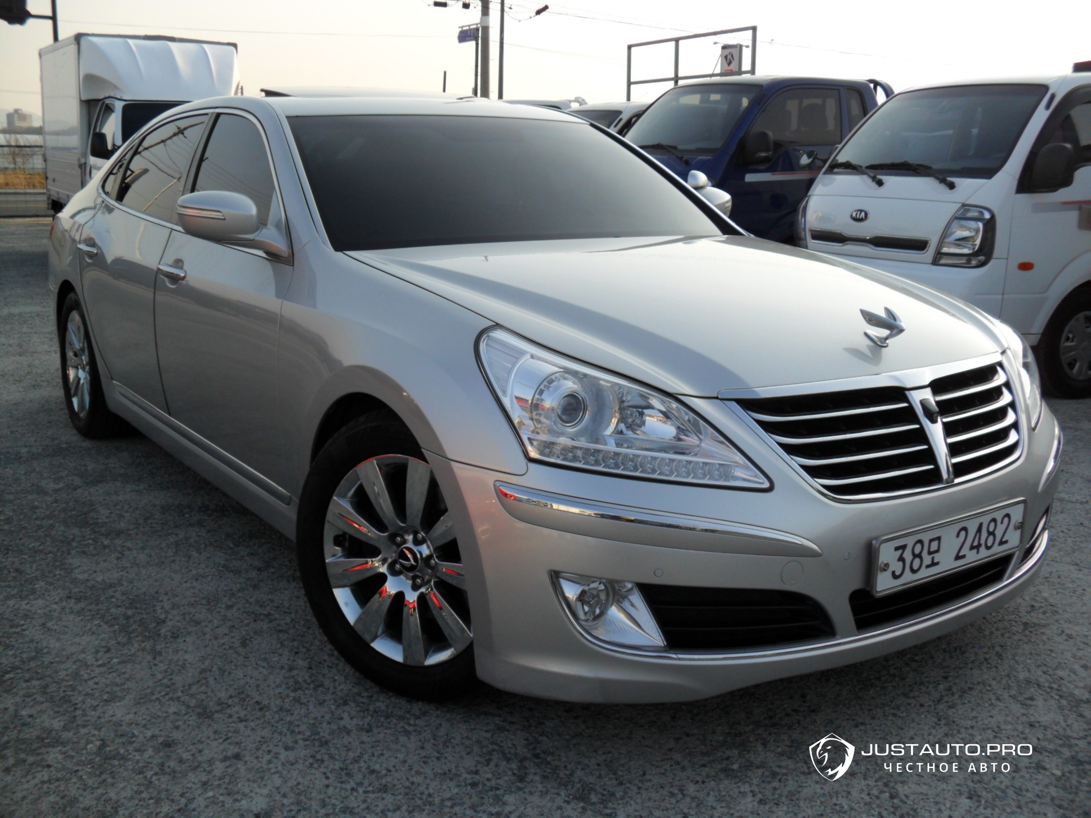 Автомобиль Hyundai Equus