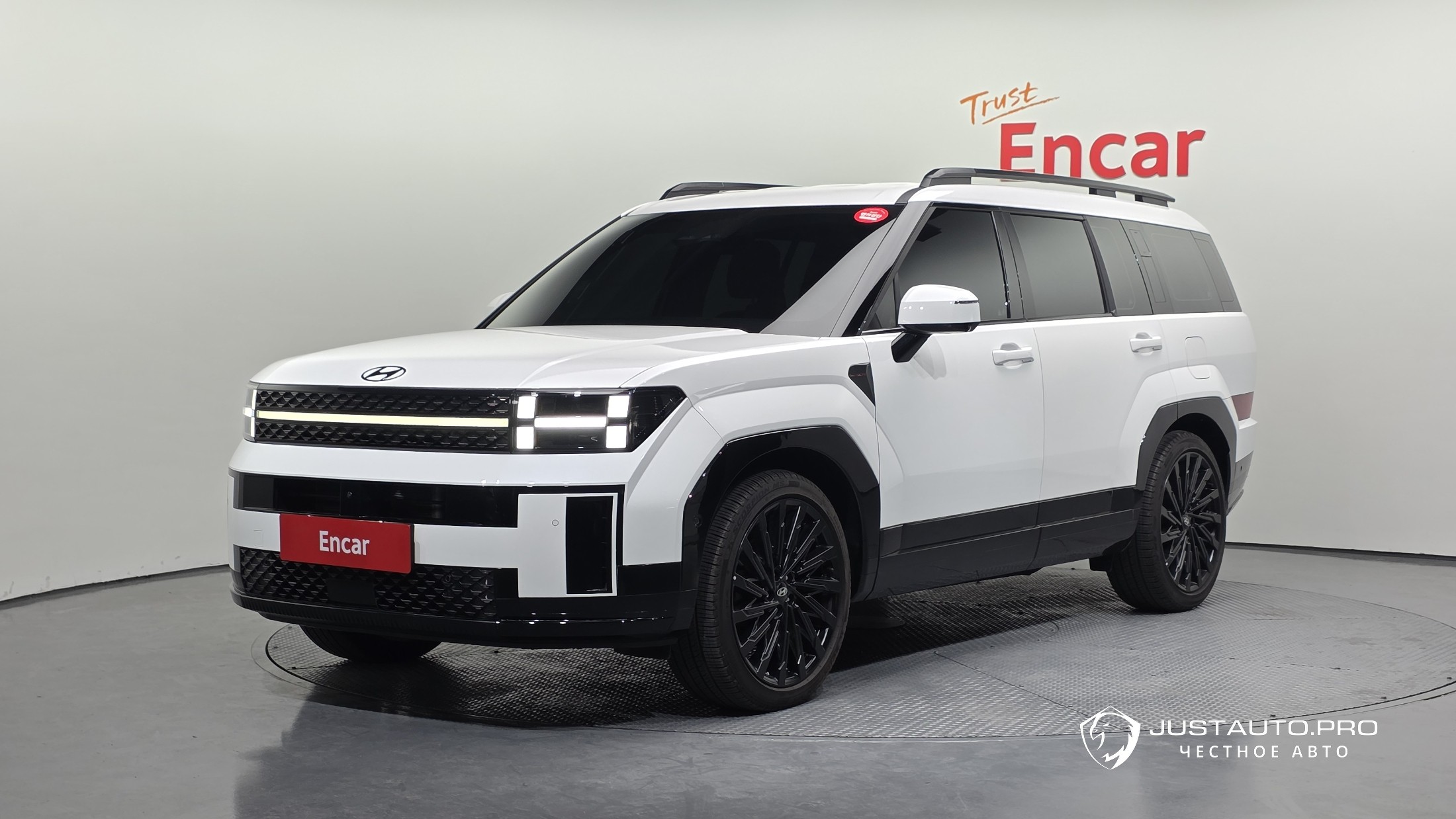 Автомобиль Hyundai Santafe