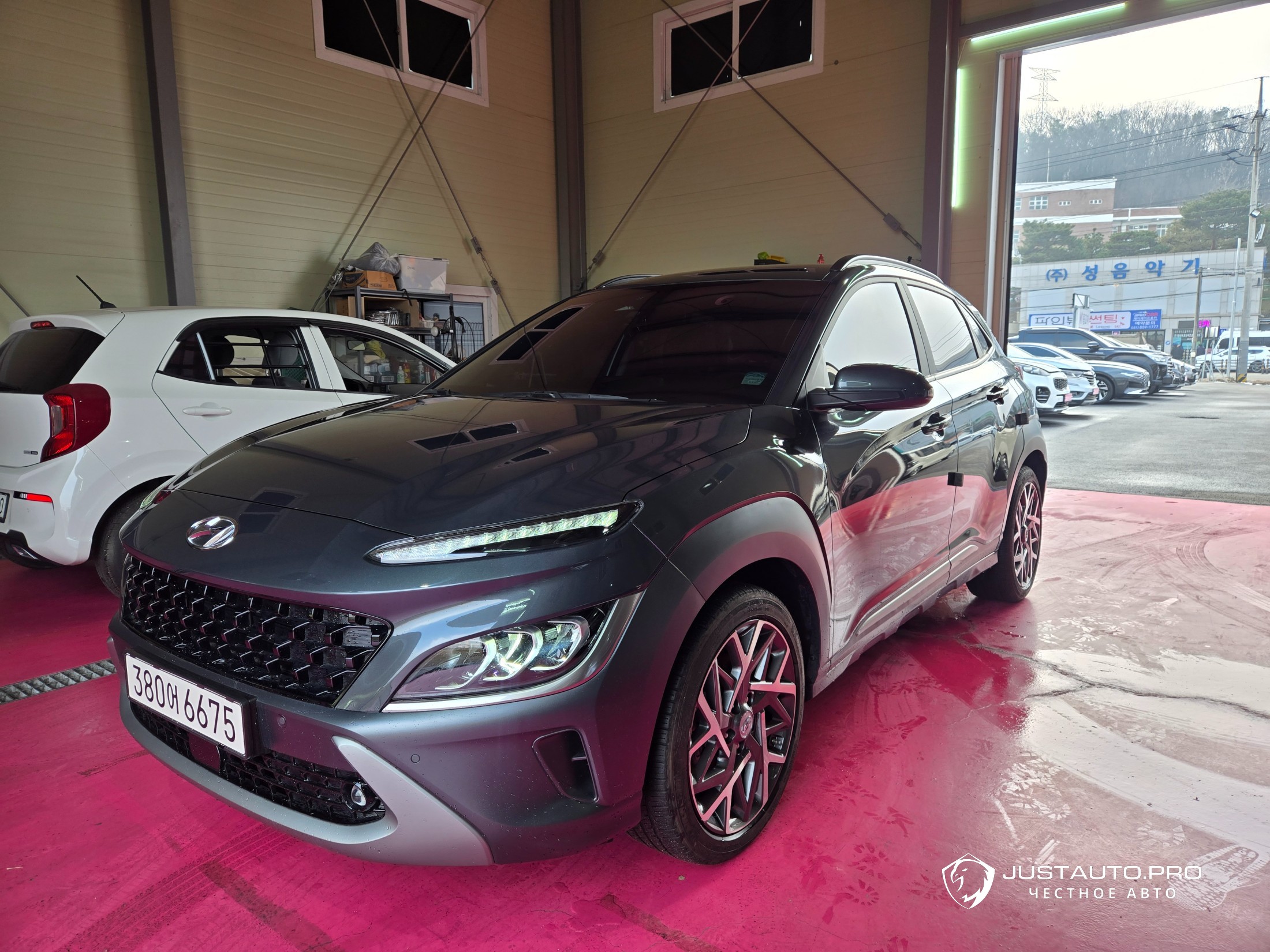 Автомобиль Hyundai Kona