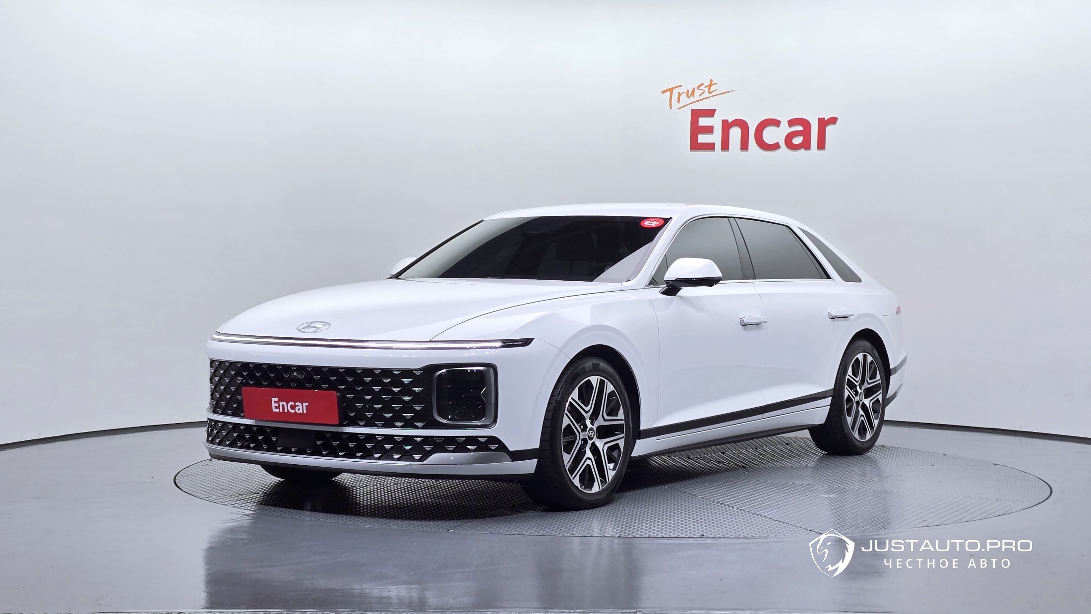 Автомобиль Hyundai Grandeur