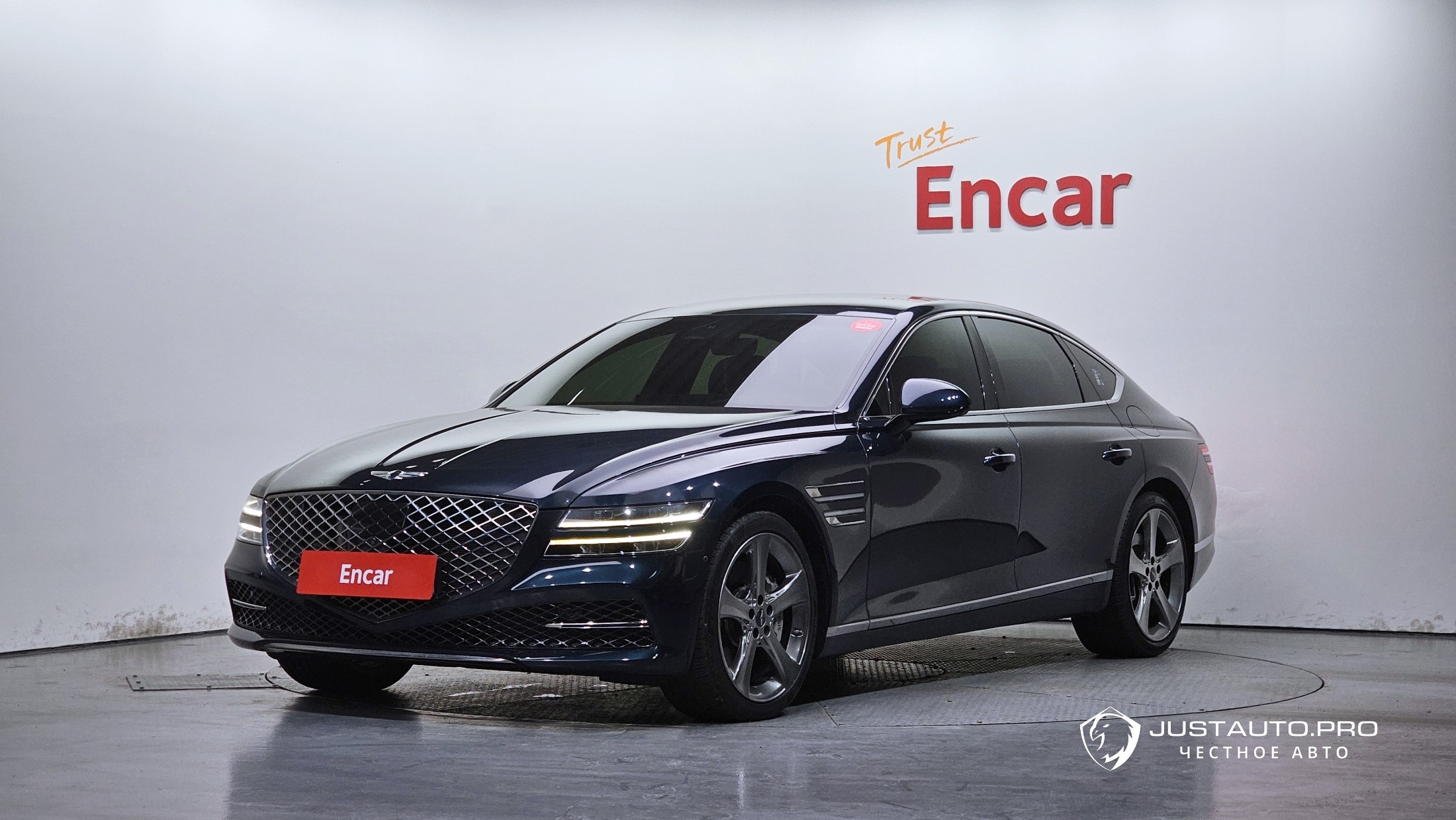 Автомобиль Genesis G80