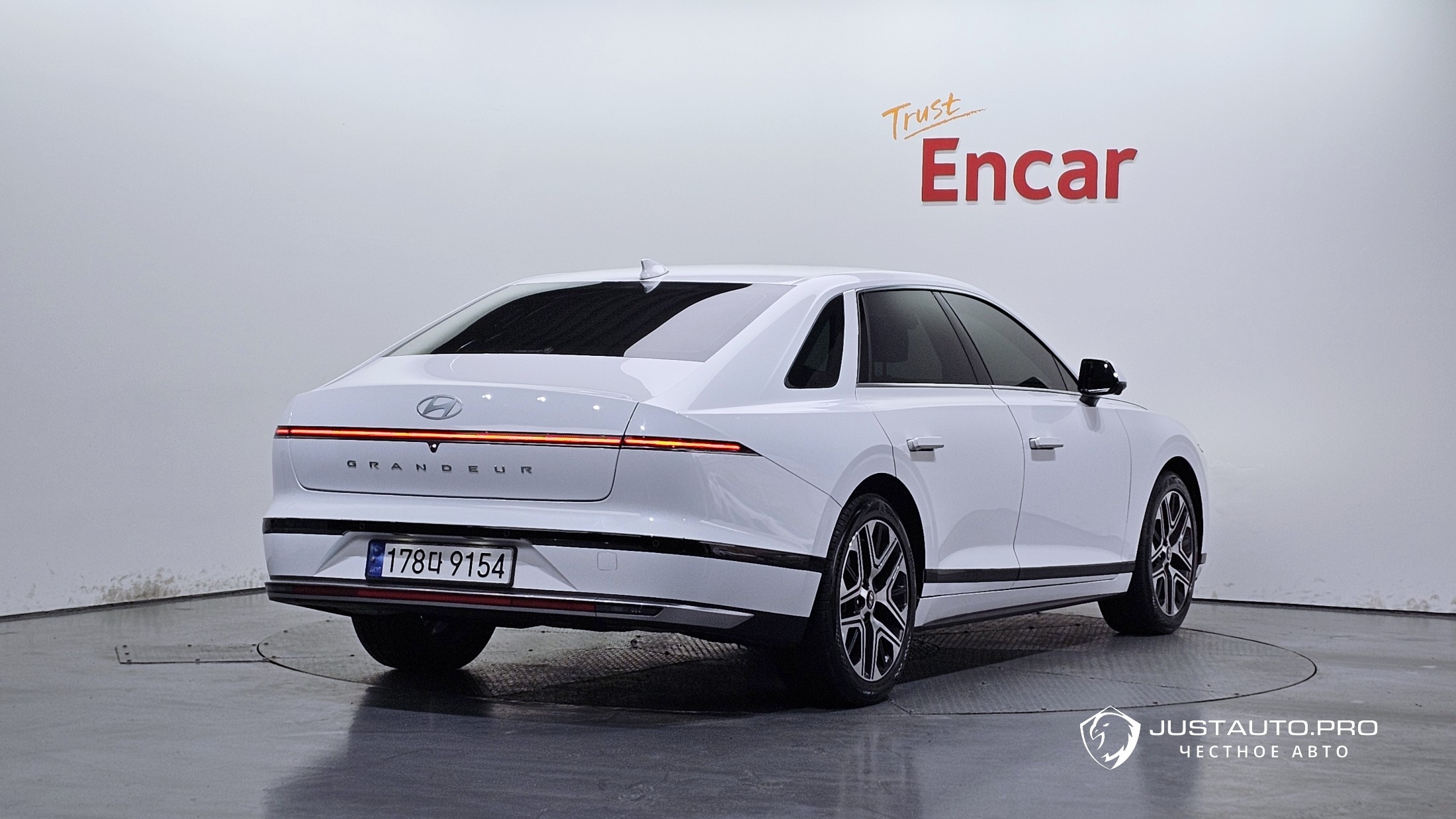 Автомобиль Hyundai Grandeur