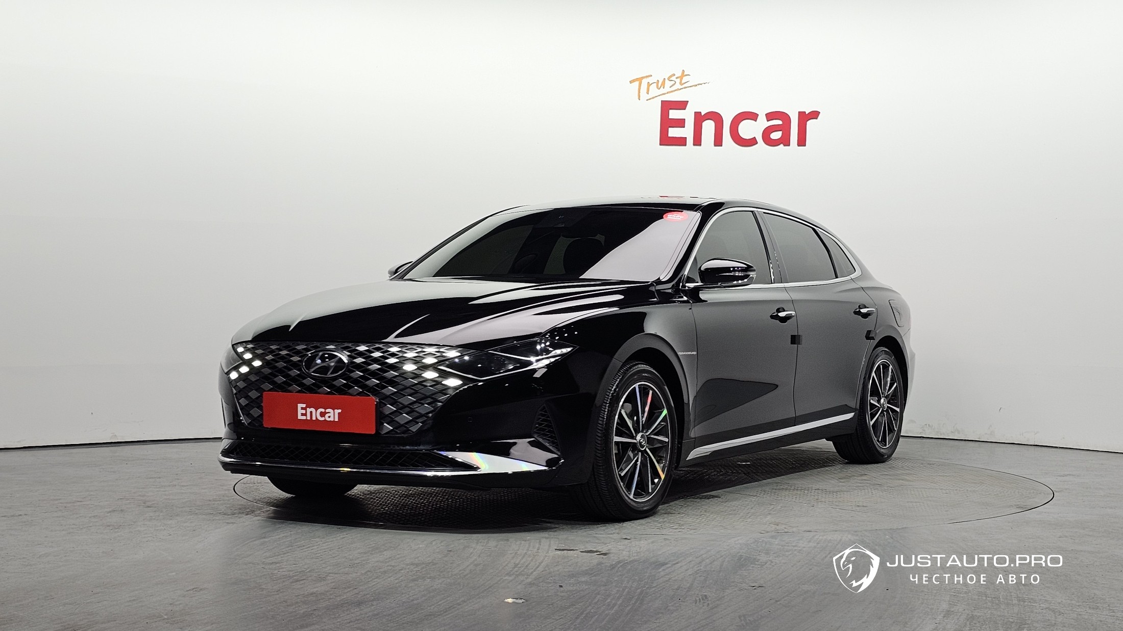 Автомобиль Hyundai Grandeur