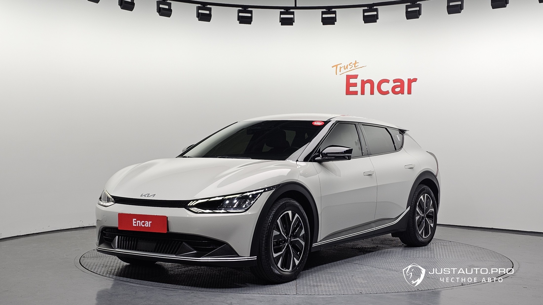 Автомобиль Kia EV6