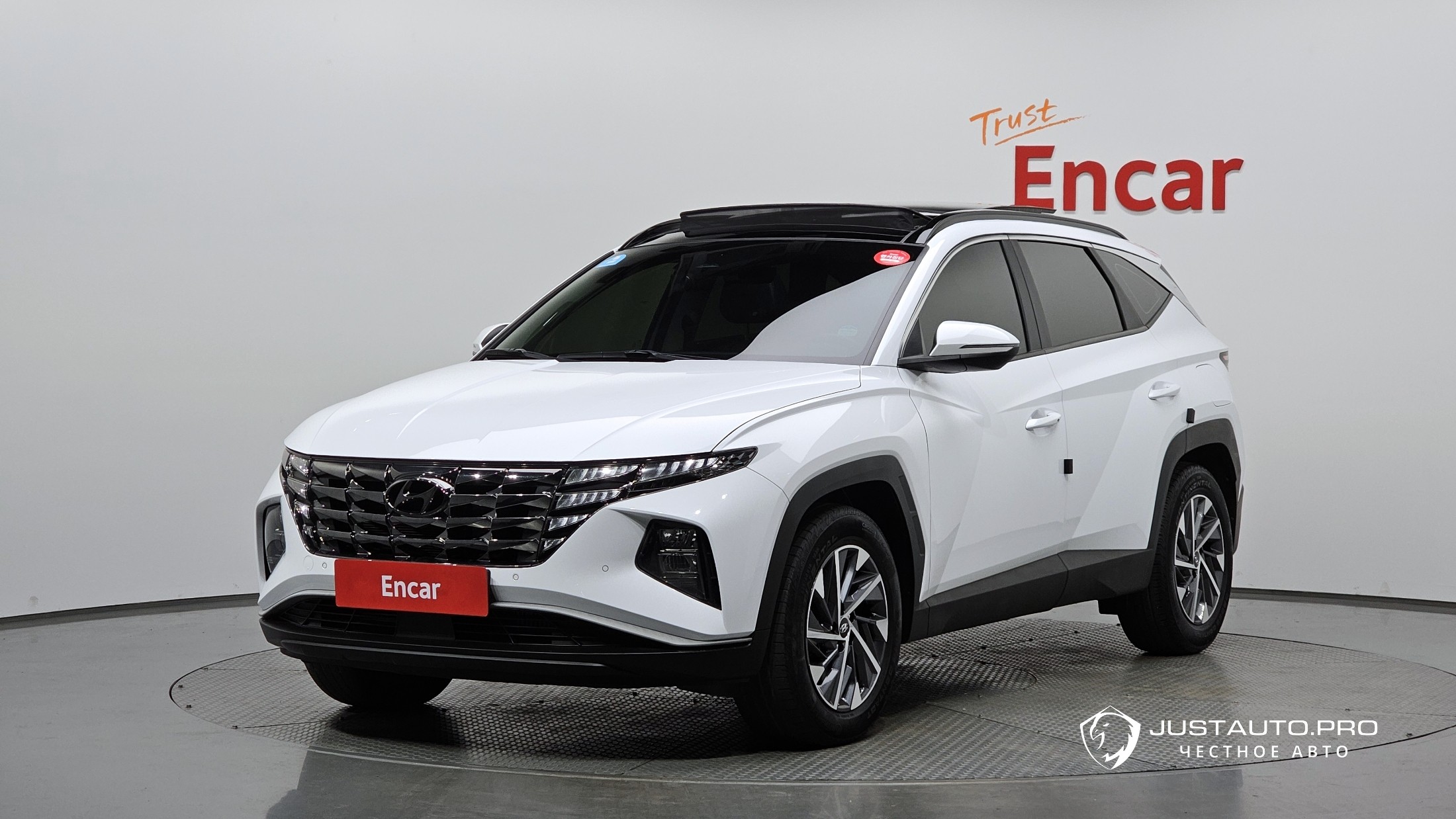 Автомобиль Hyundai Tucson