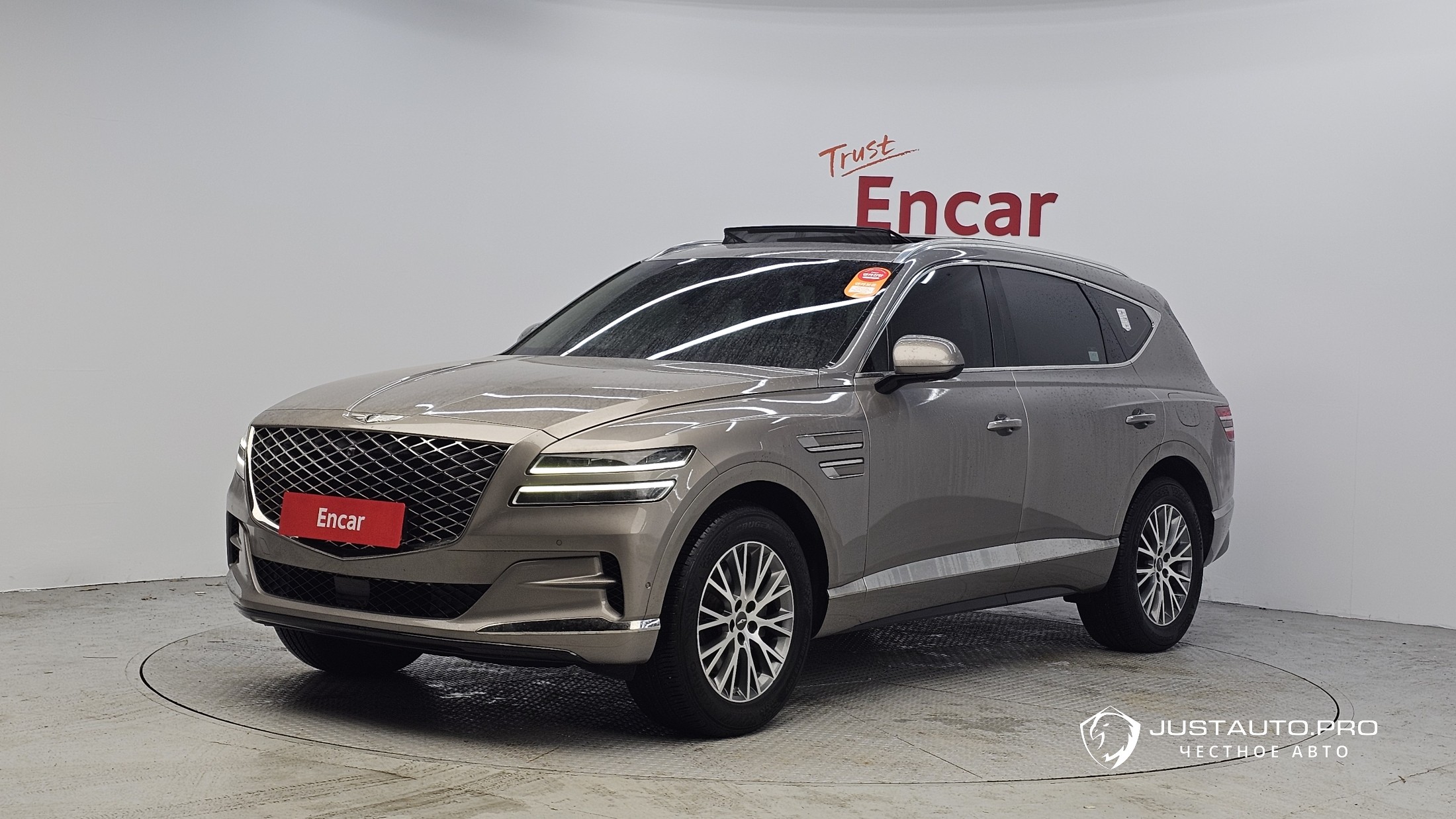 Автомобиль Genesis GV80