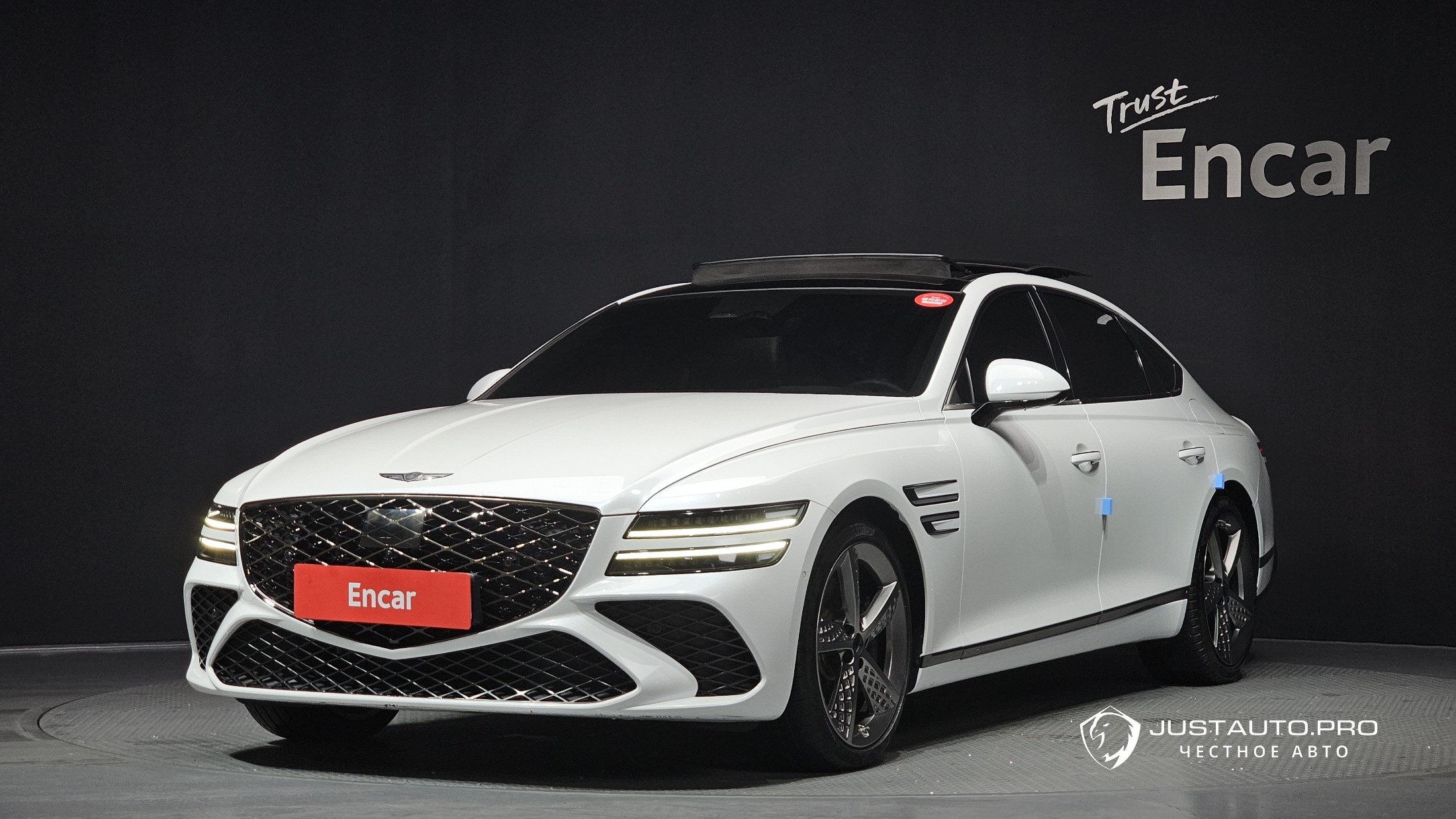 Автомобиль Genesis G80