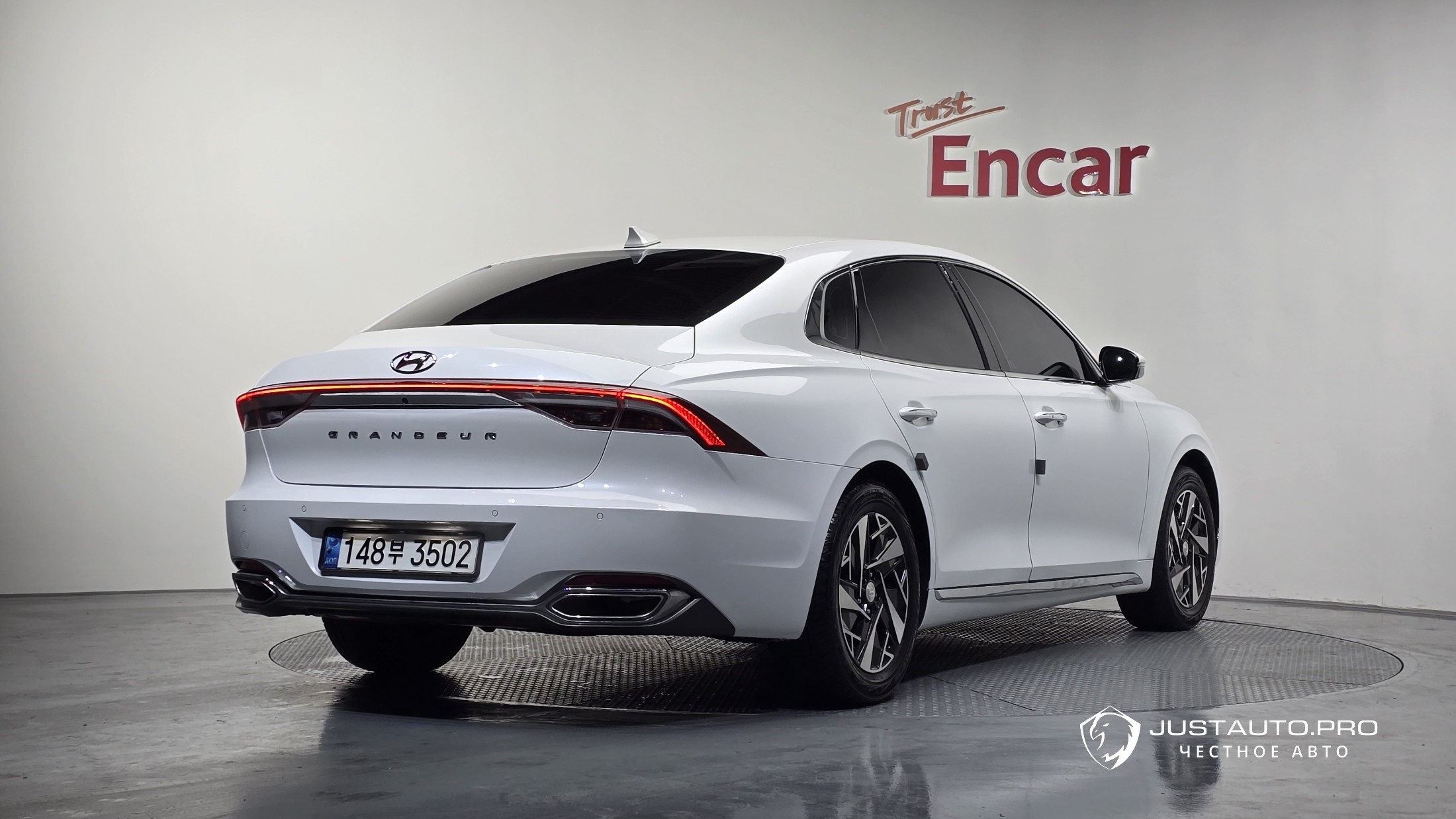 Автомобиль Hyundai Grandeur