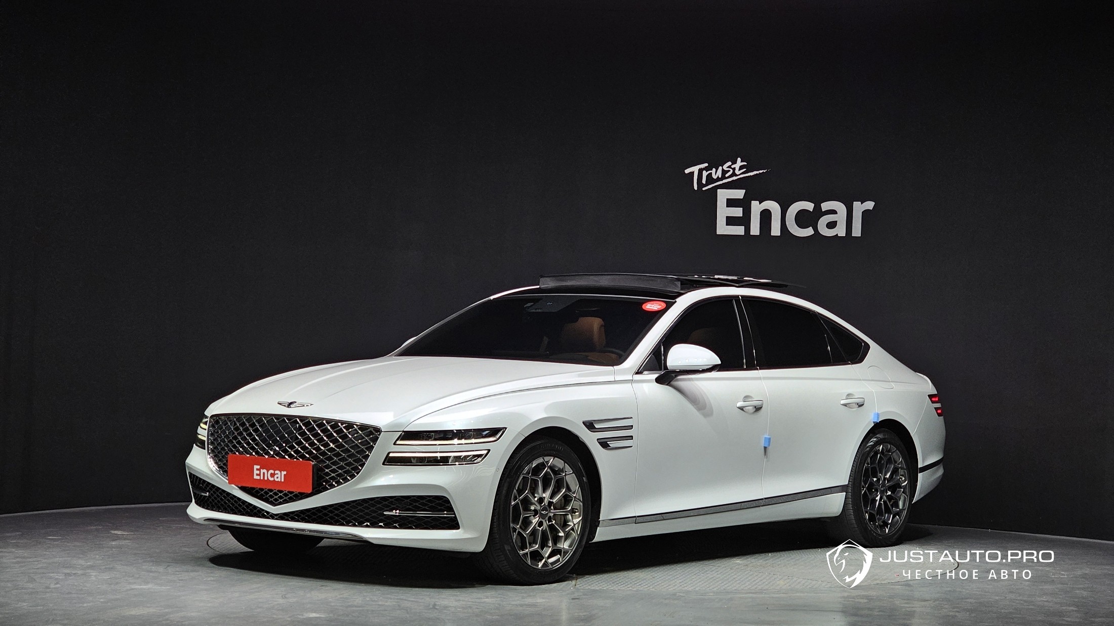 Автомобиль Genesis G80