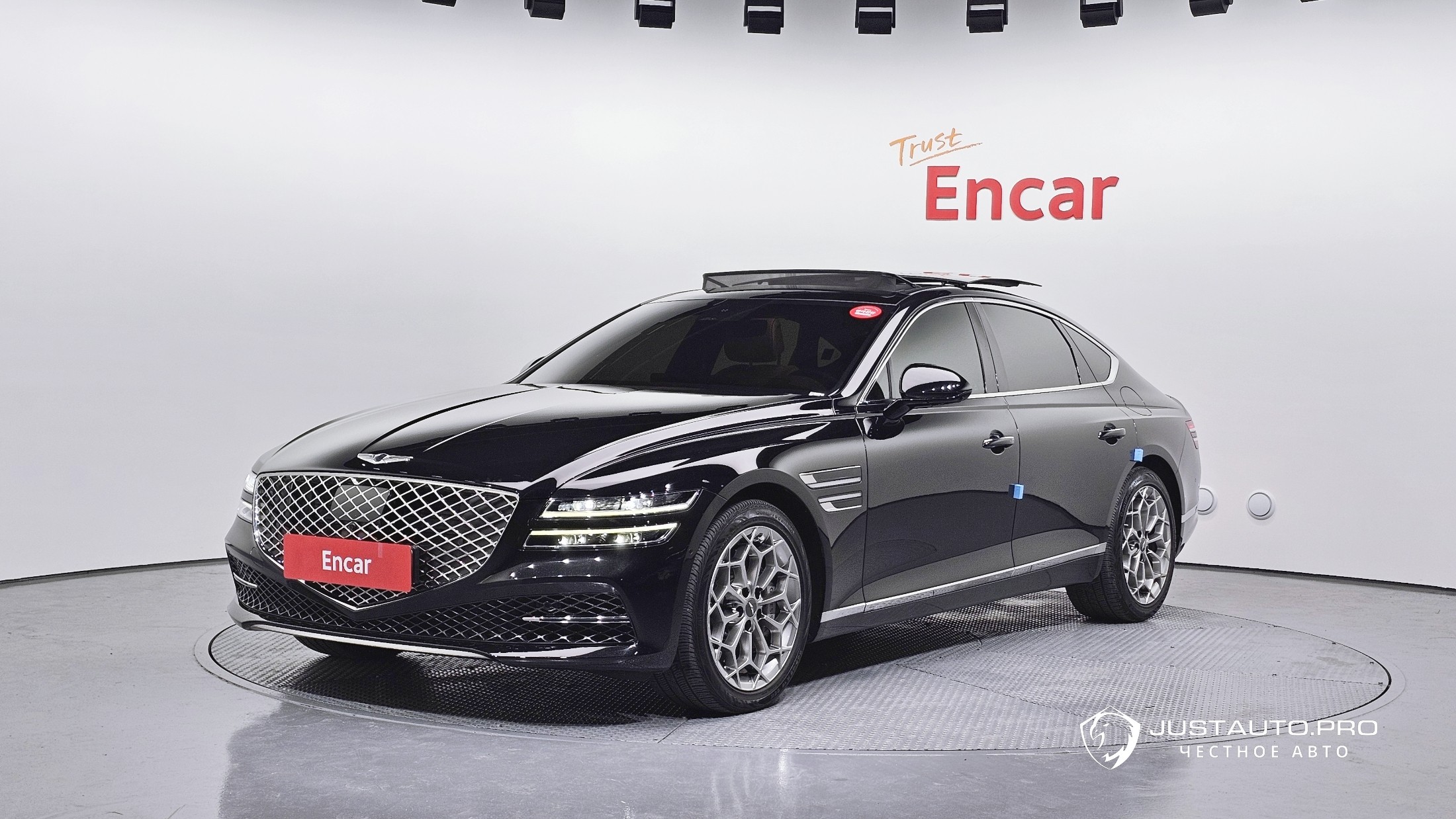 Автомобиль Genesis G80