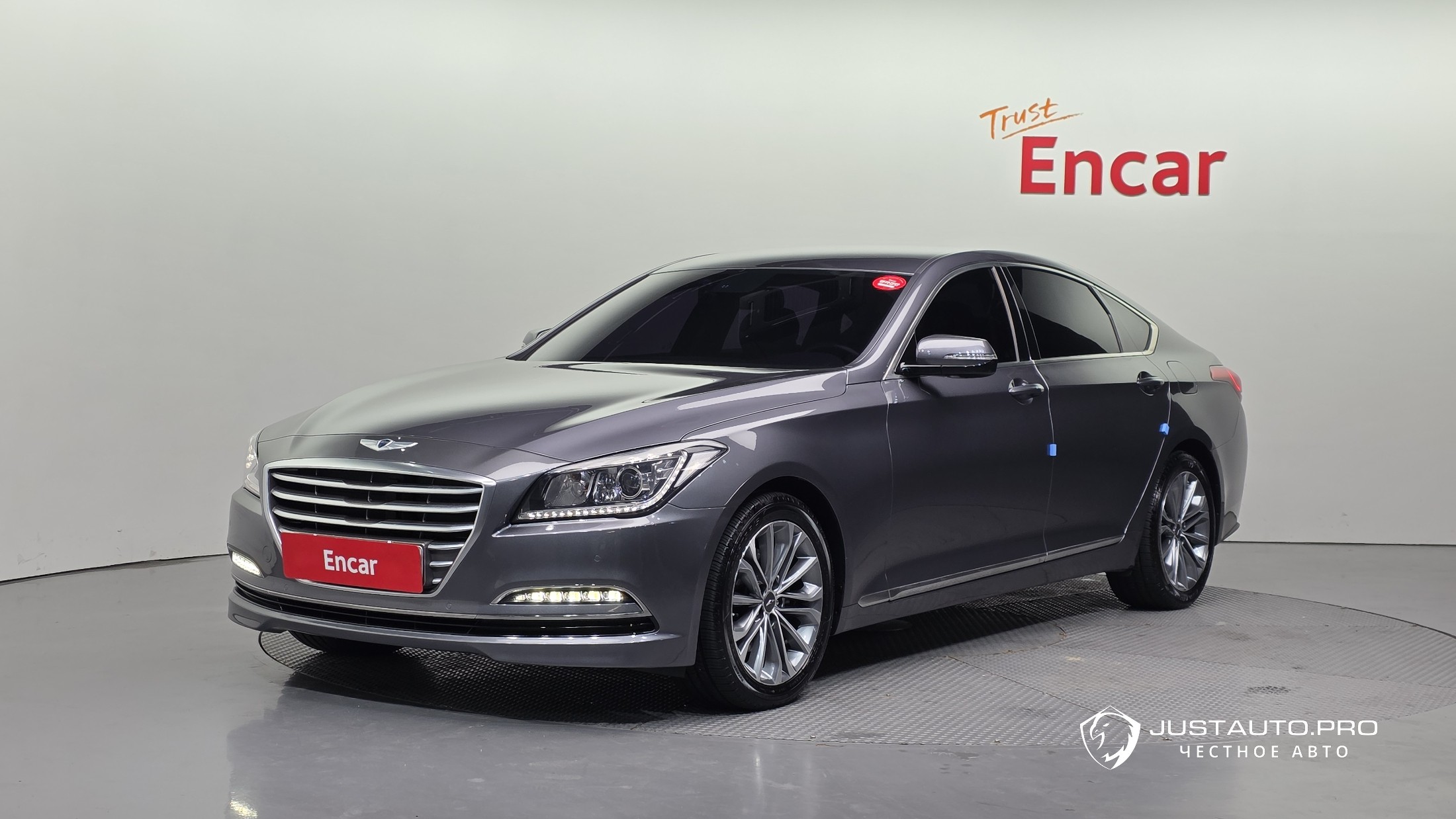 Автомобиль Hyundai Genesis
