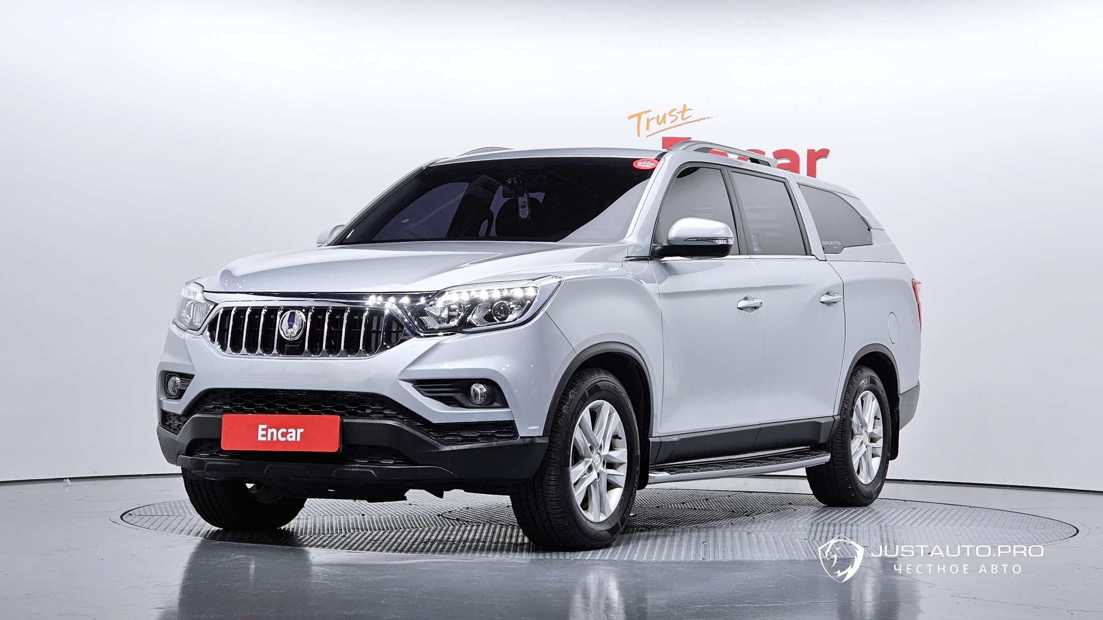 Автомобиль KG_Mobility_Ssangyong Rexton