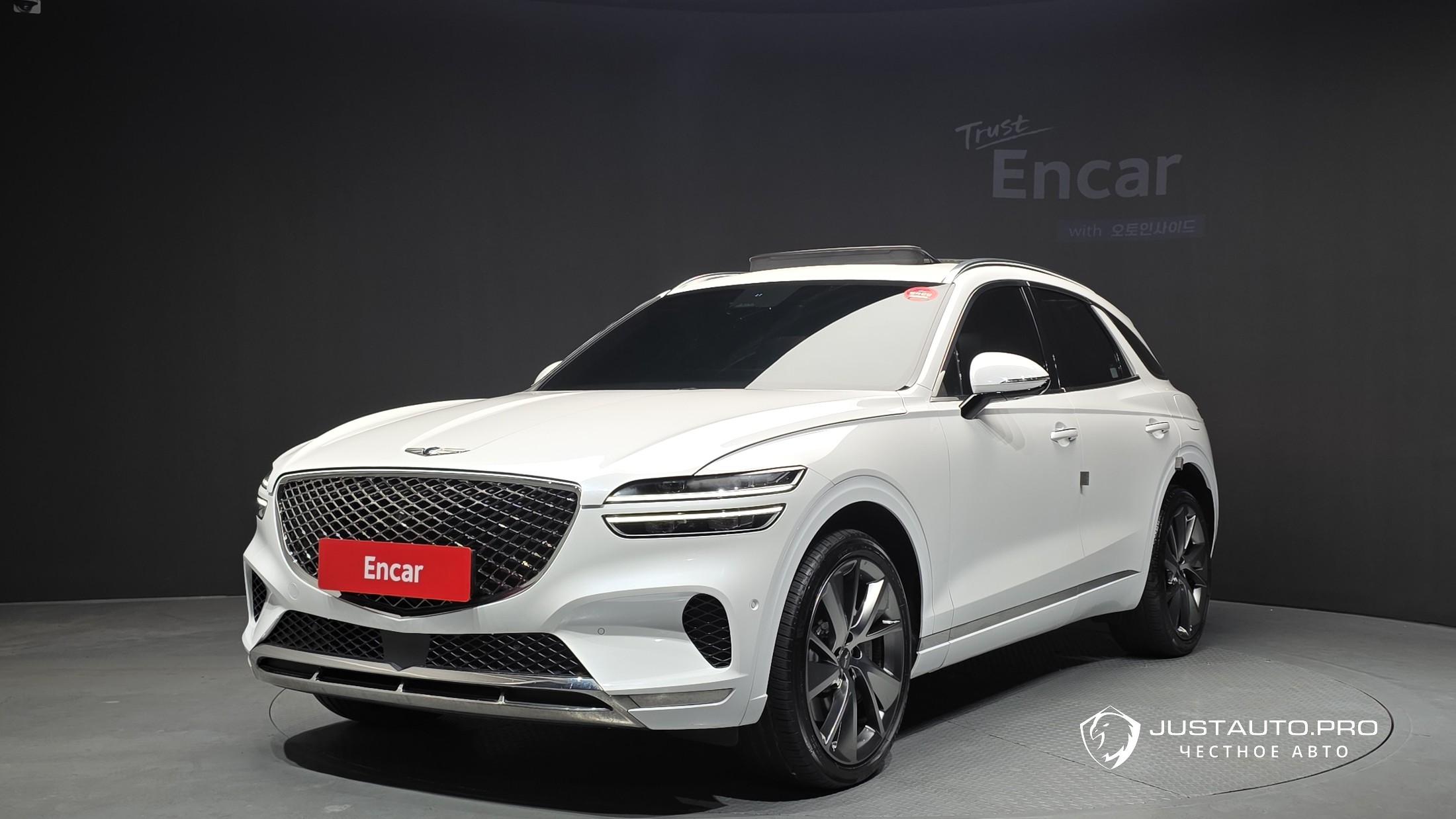 Автомобиль Genesis GV70