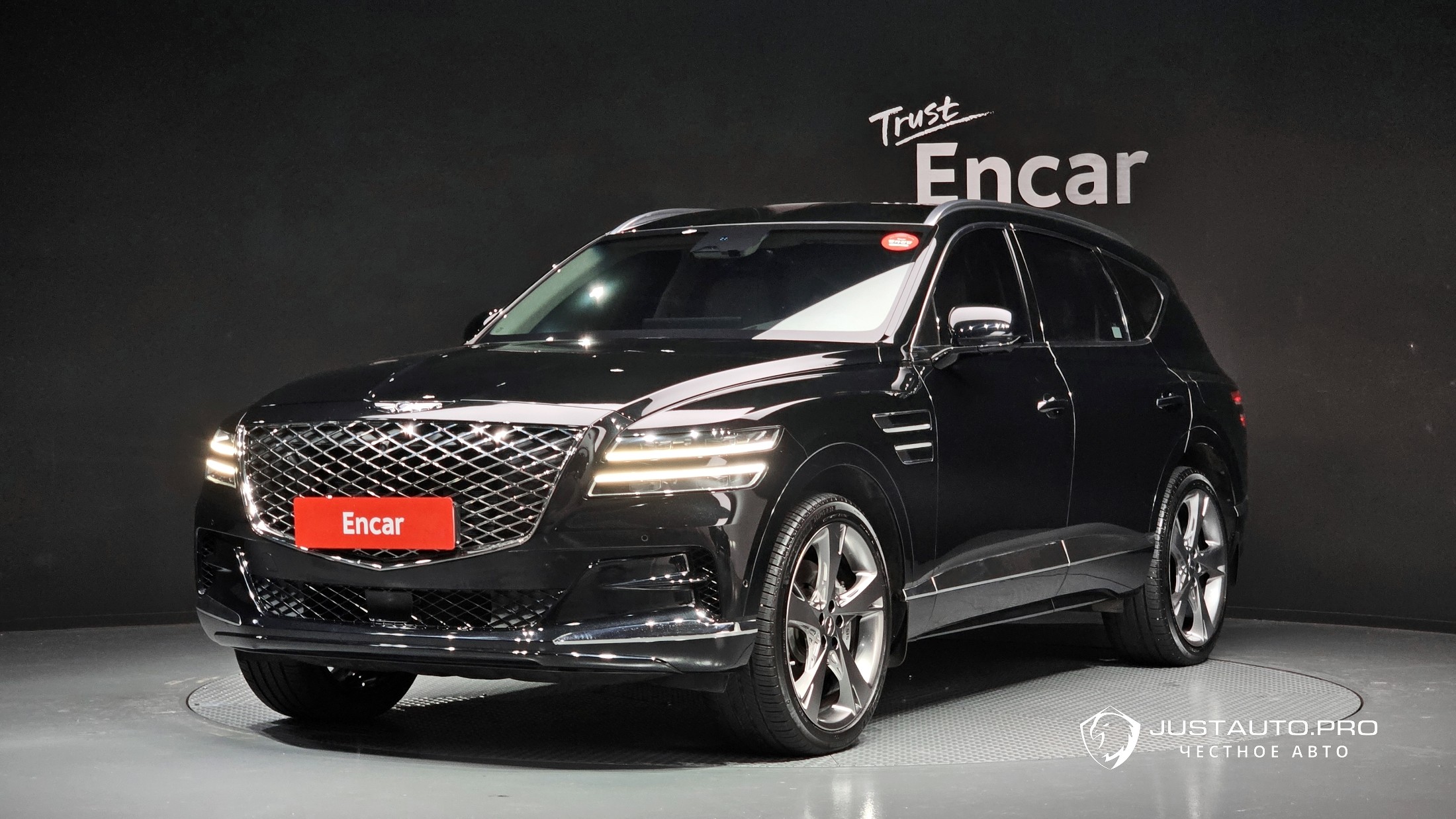 Автомобиль Genesis GV80