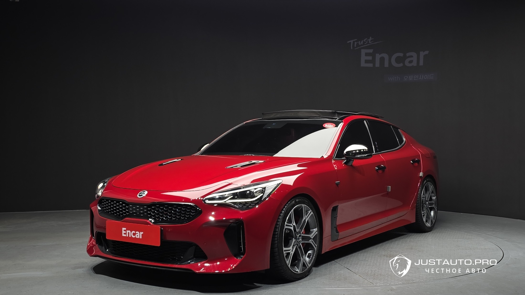 Автомобиль Kia Stinger