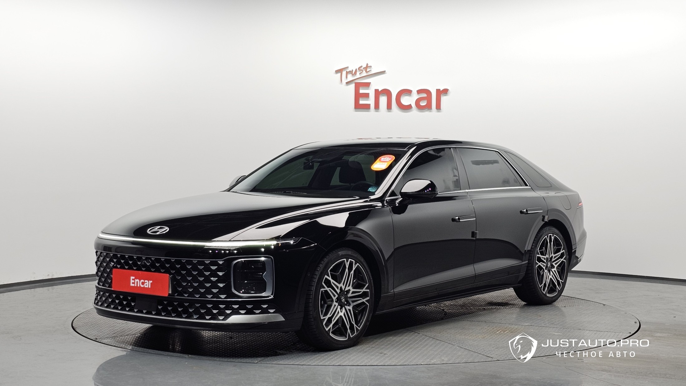 Автомобиль Hyundai Grandeur