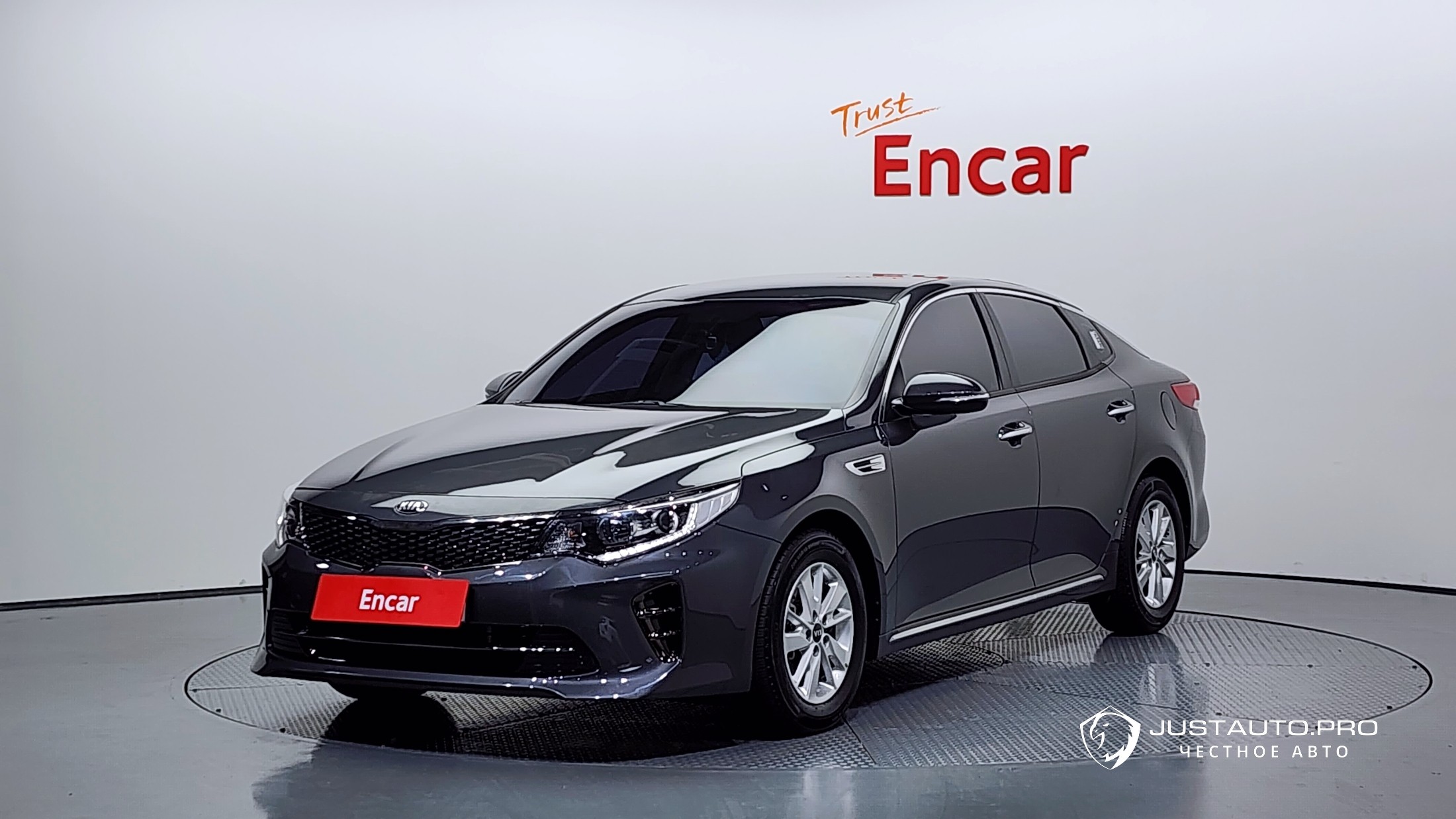 Автомобиль Kia K5