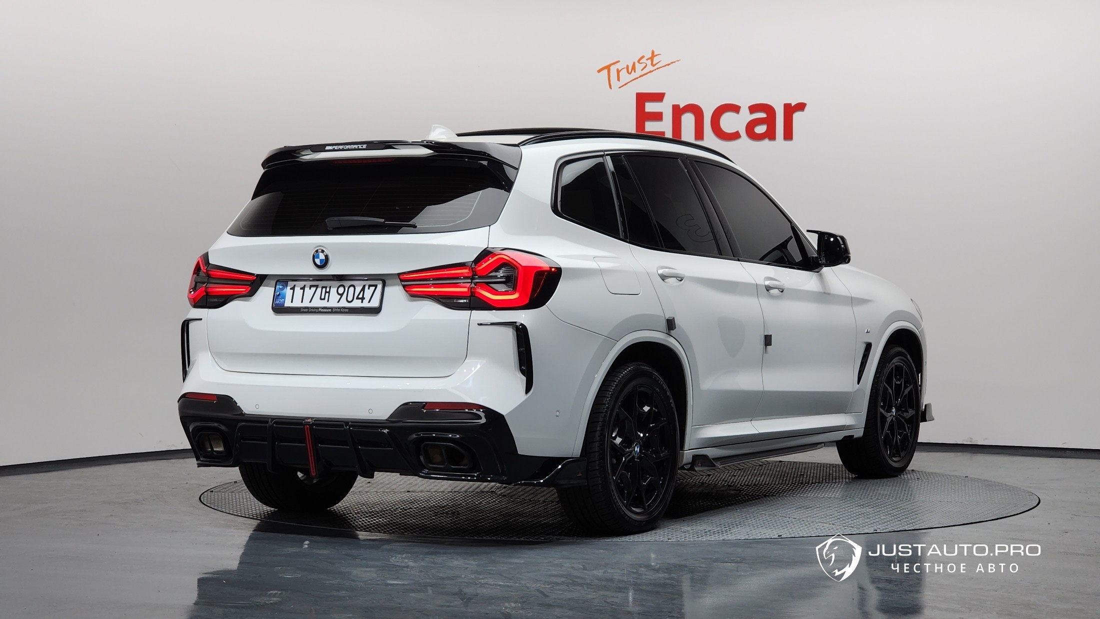 Автомобиль BMW X3