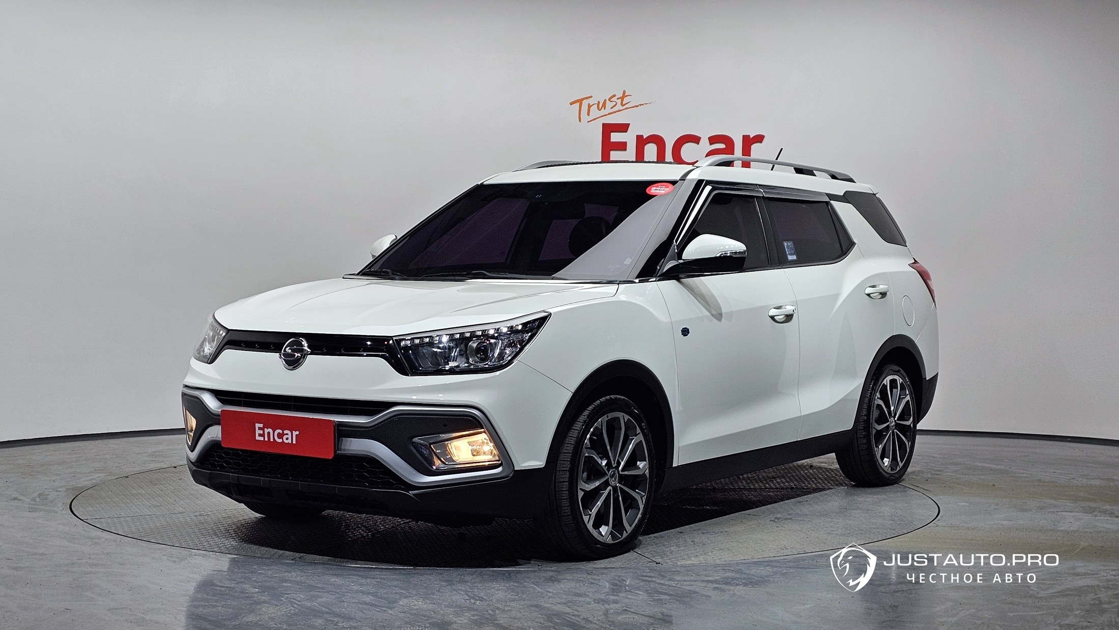 Автомобиль KG_Mobility_Ssangyong TIBOLI
