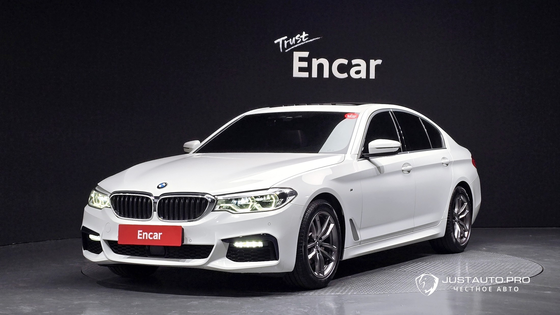 Автомобиль BMW 5-Series