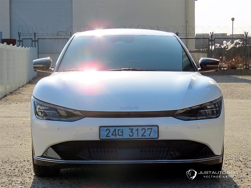 Автомобиль Kia EV6
