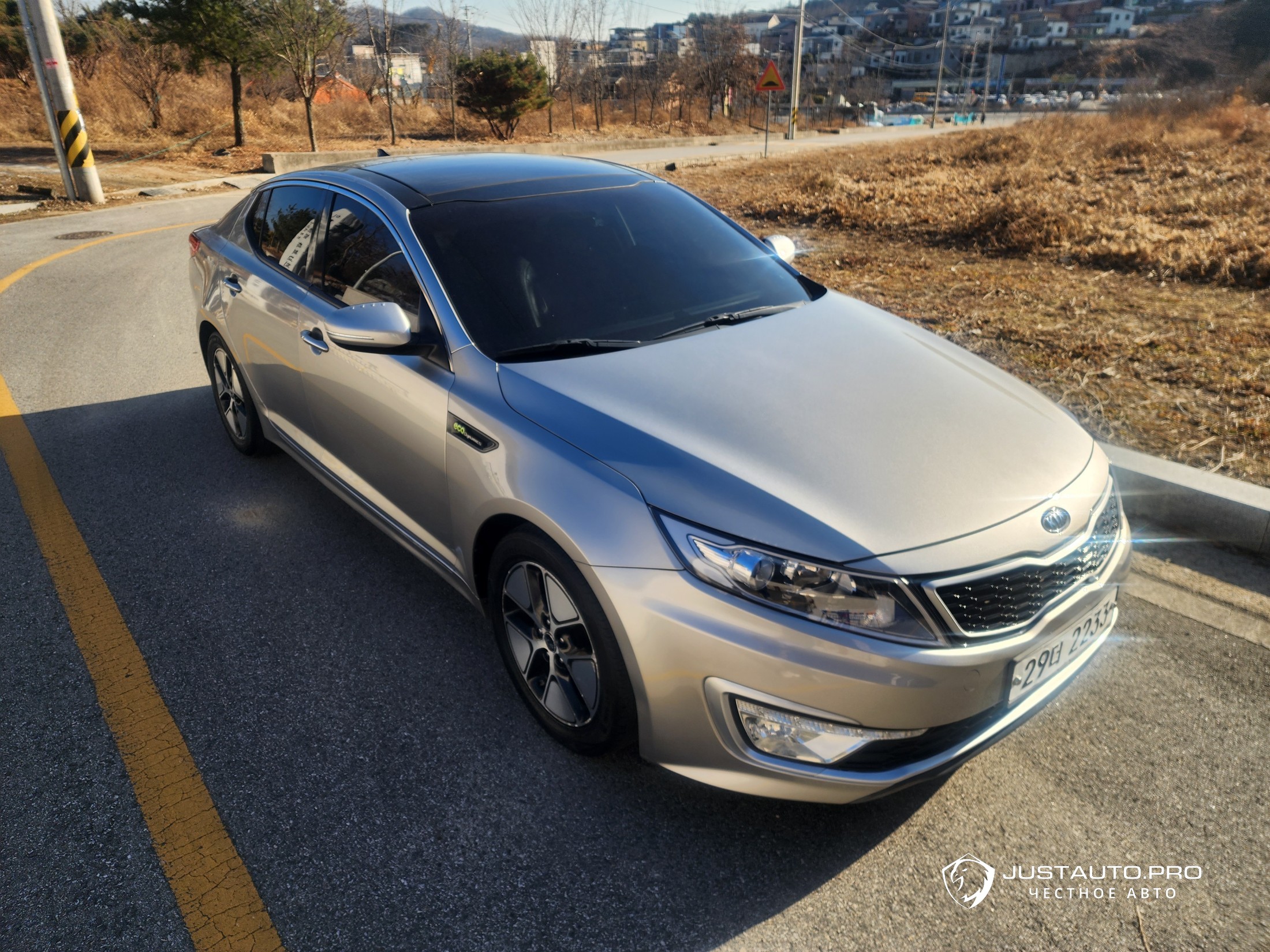 Автомобиль Kia K5