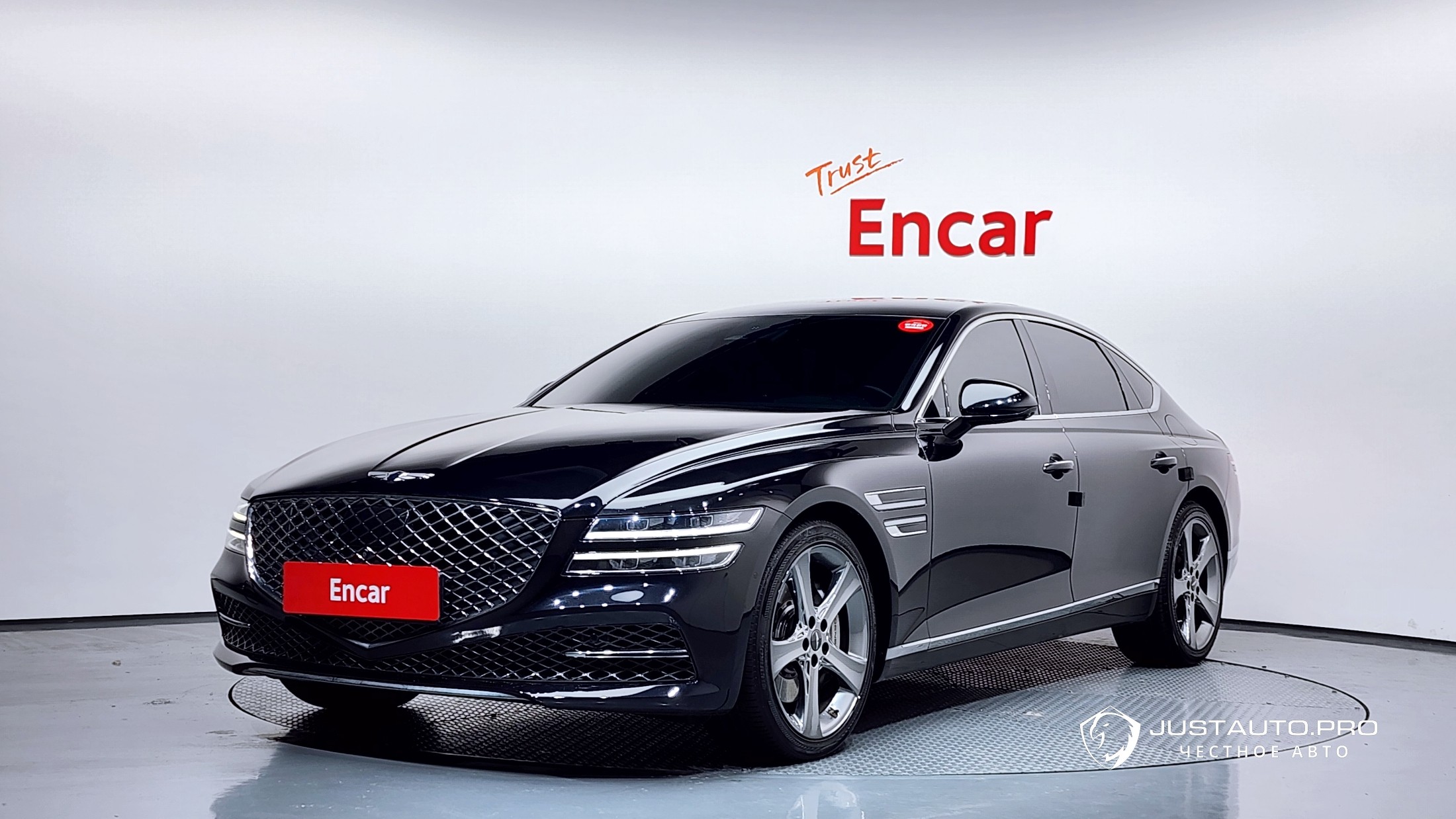 Автомобиль Genesis G80