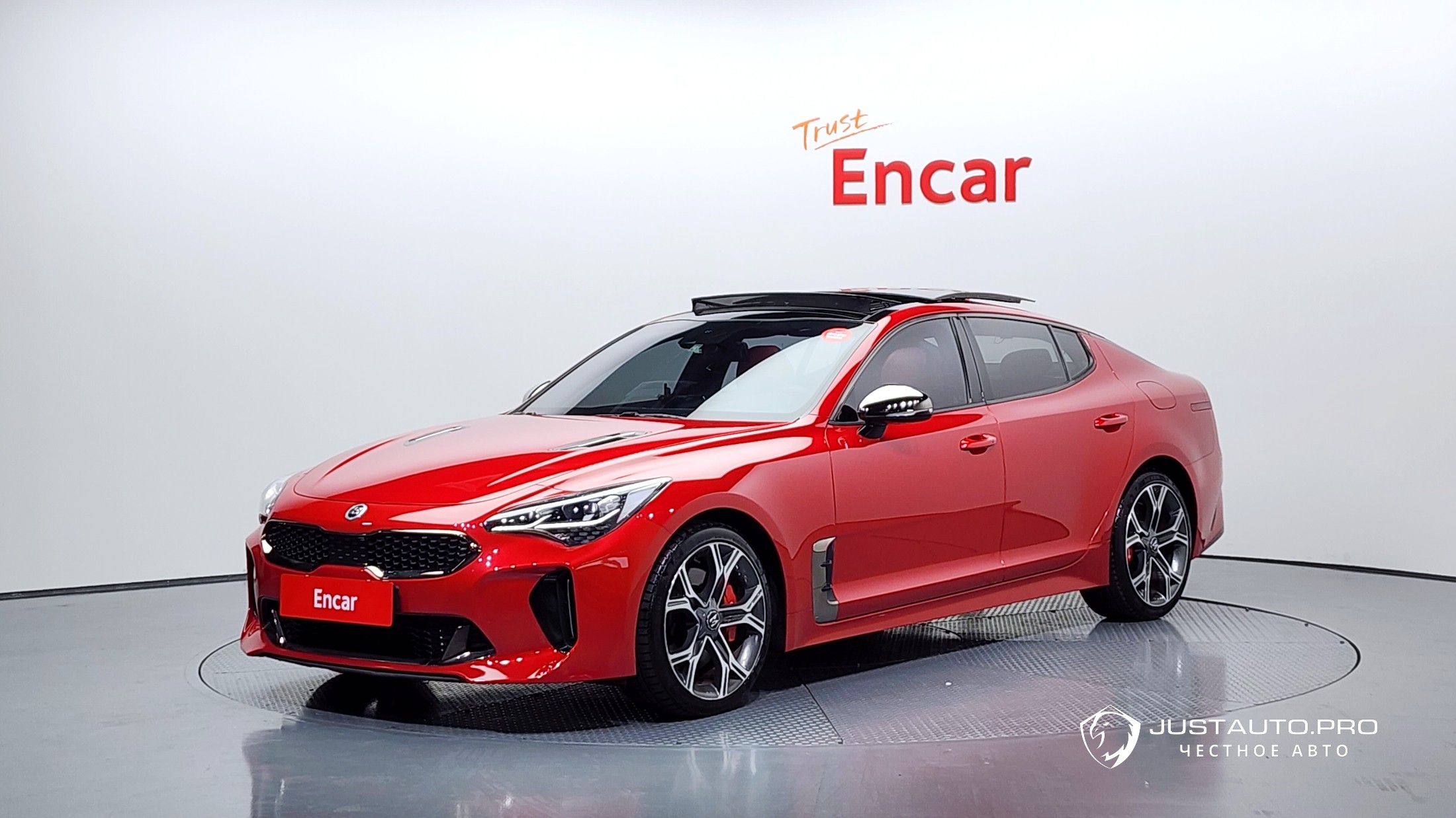 Автомобиль Kia Stinger