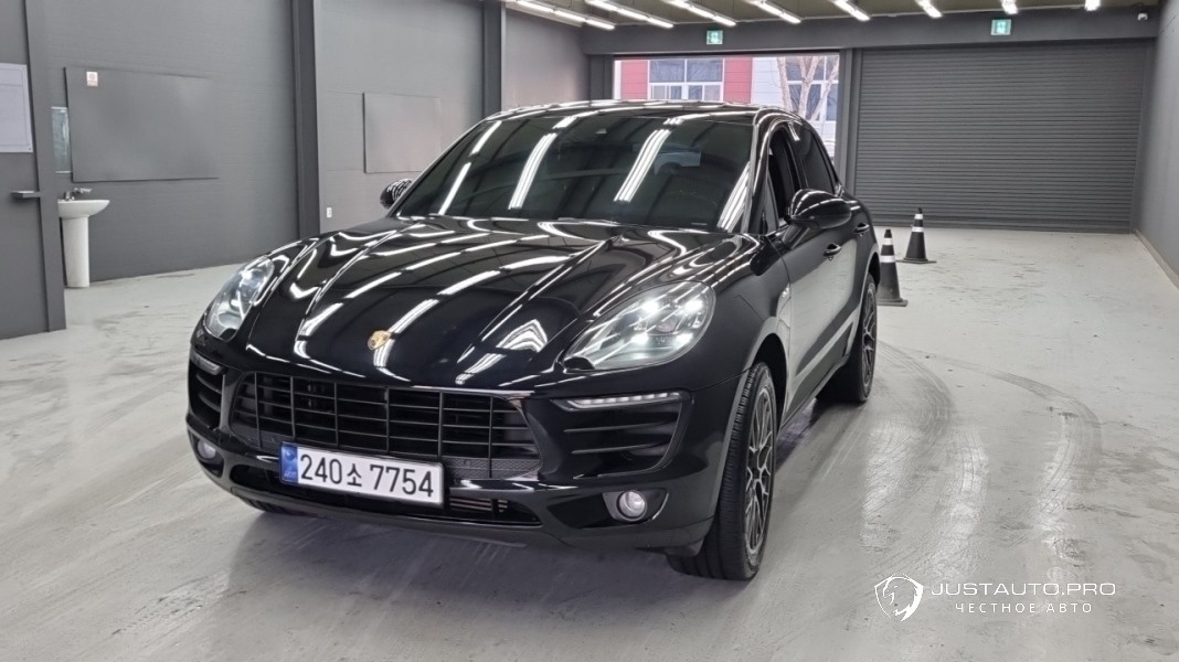Автомобиль Porsche Macan