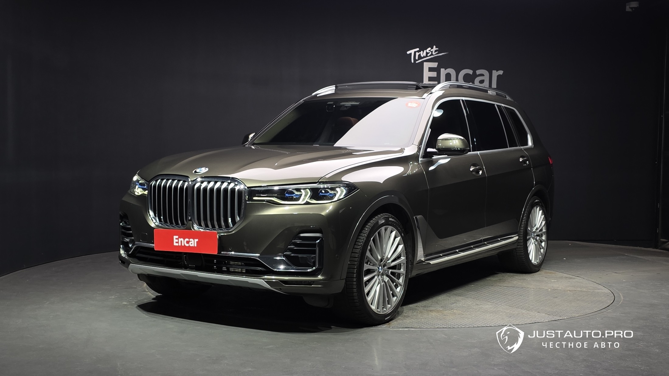 Автомобиль BMW X7