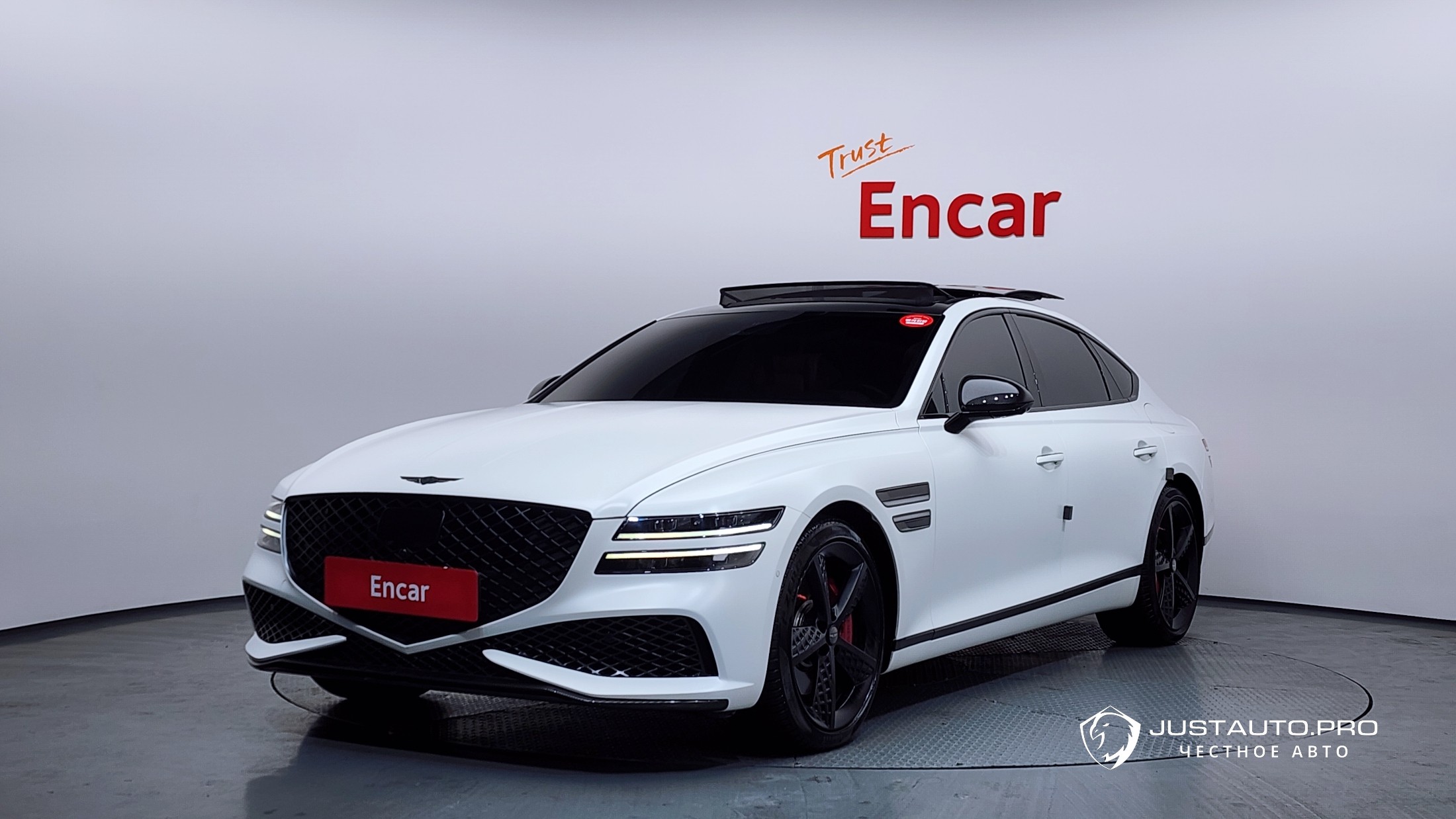 Автомобиль Genesis G80