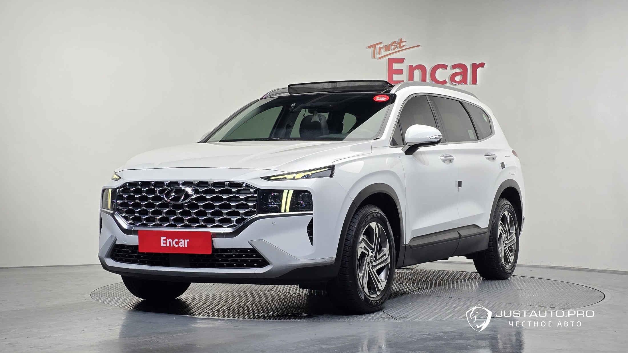 Автомобиль Hyundai Santafe