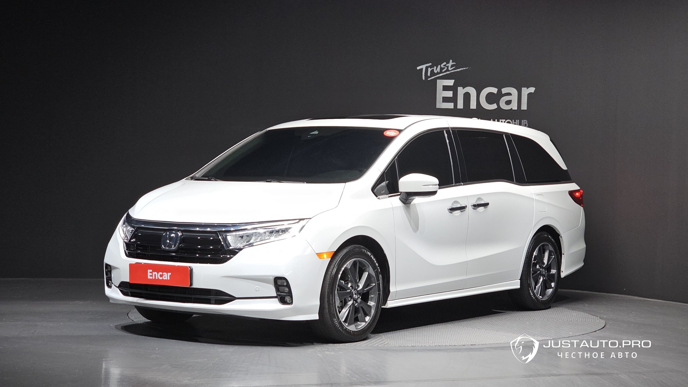 Автомобиль Honda Odyssey