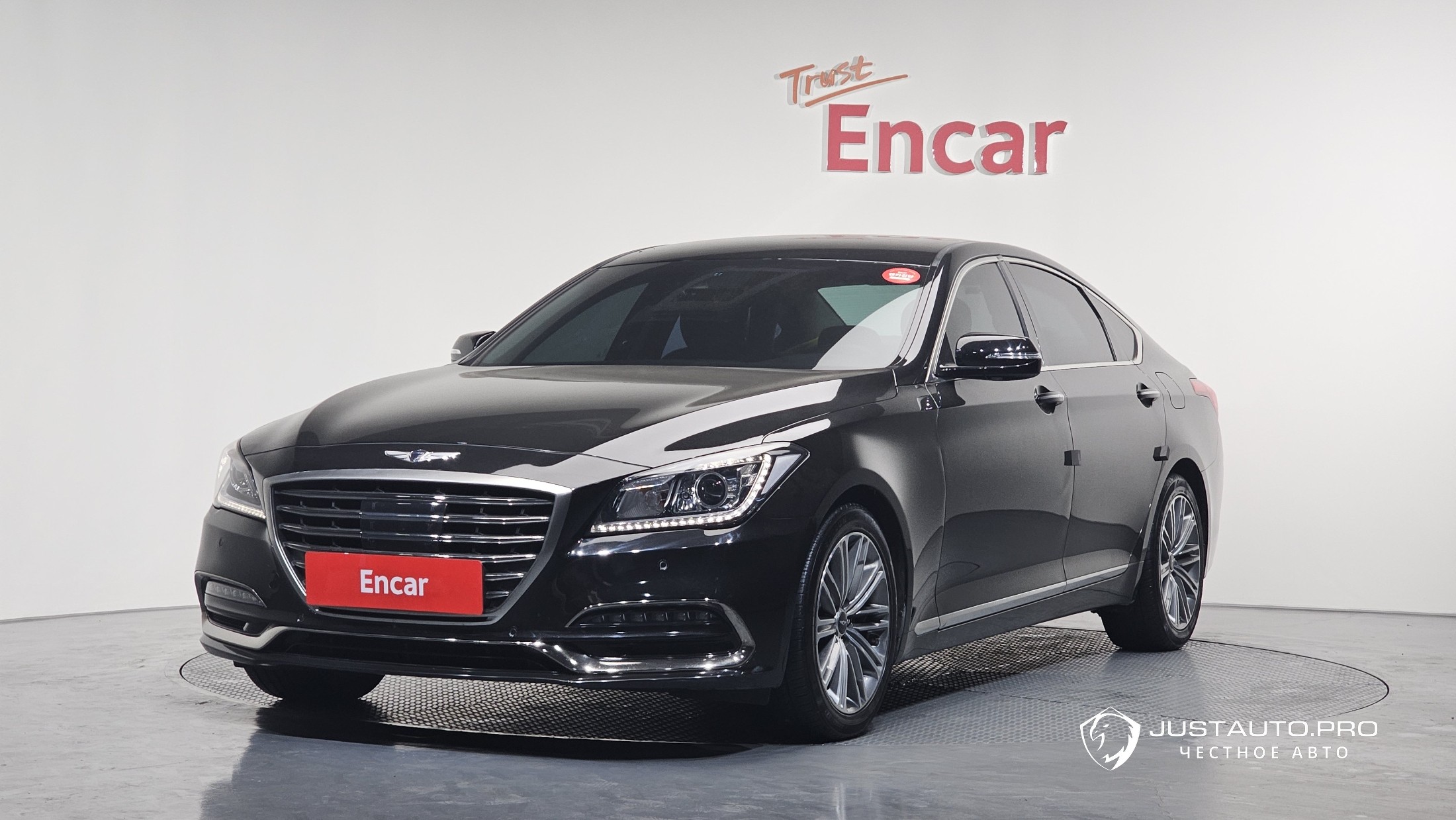 Автомобиль Genesis G80