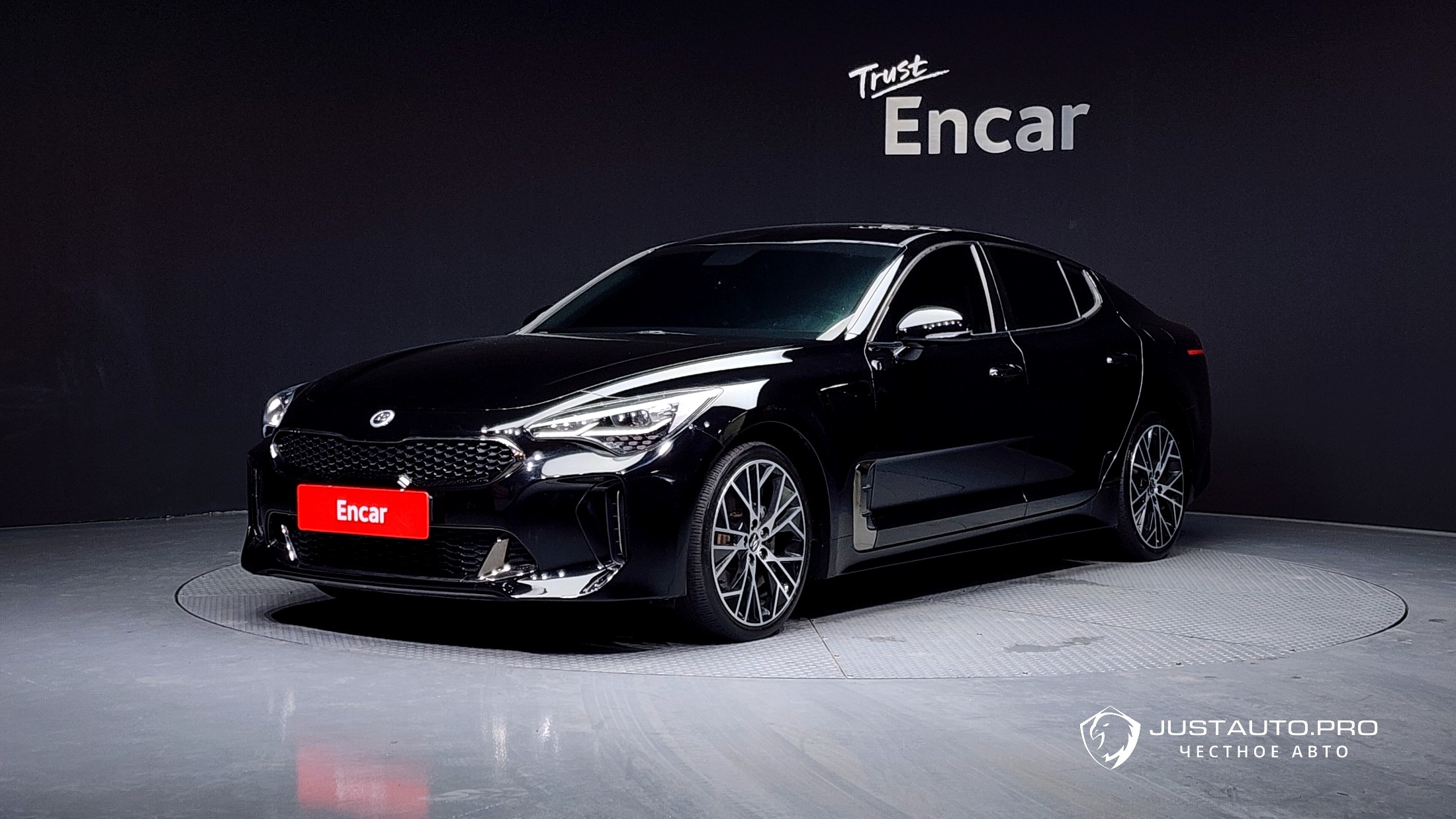 Автомобиль Kia Stinger