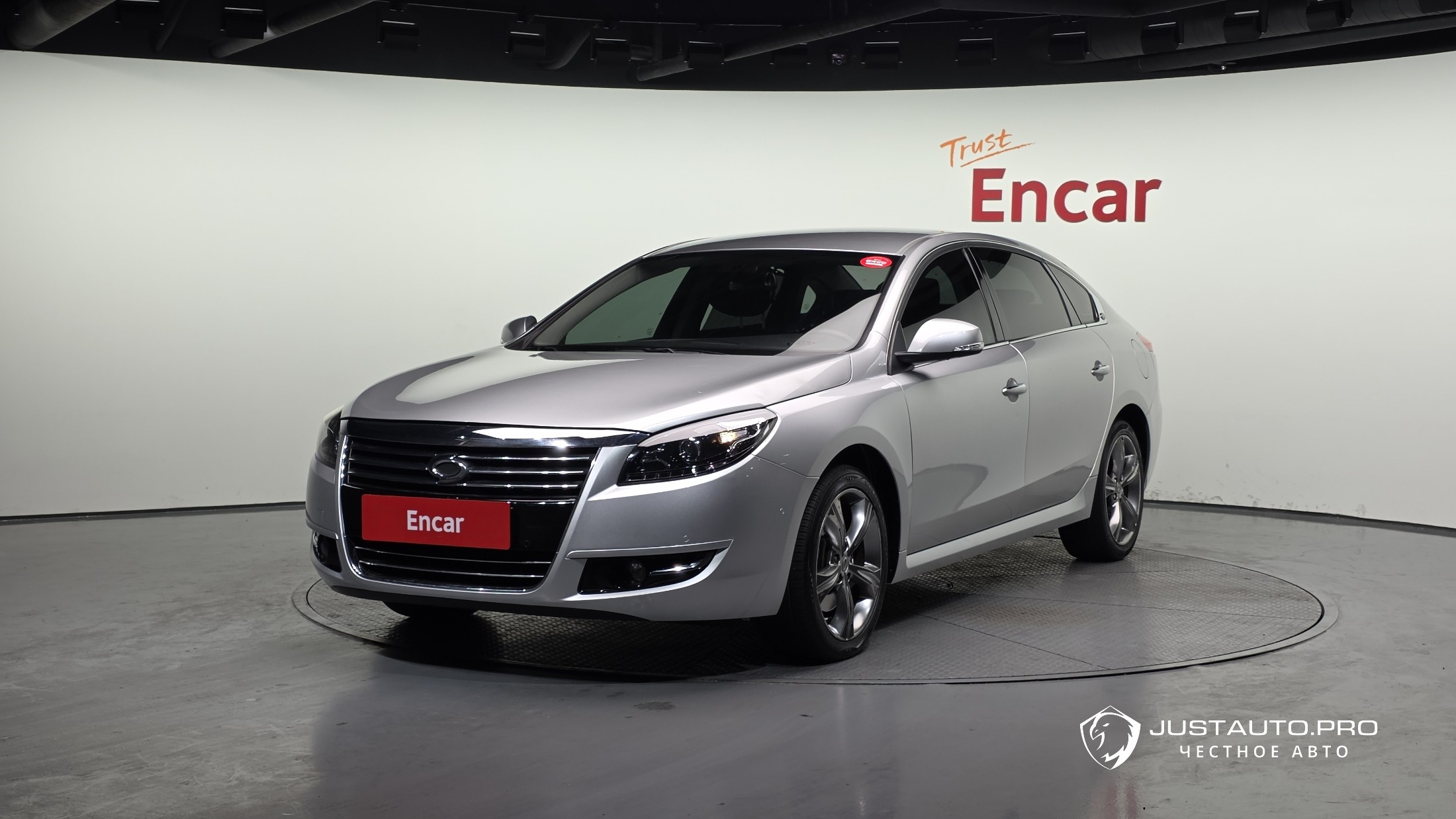 Автомобиль Renault-KoreaSamsung SM7