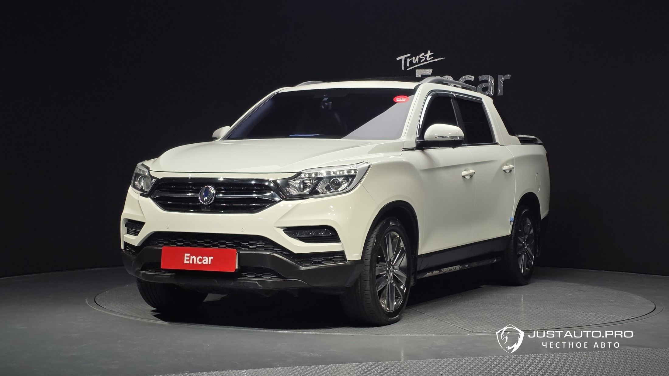 Автомобиль KG_Mobility_Ssangyong Rexton
