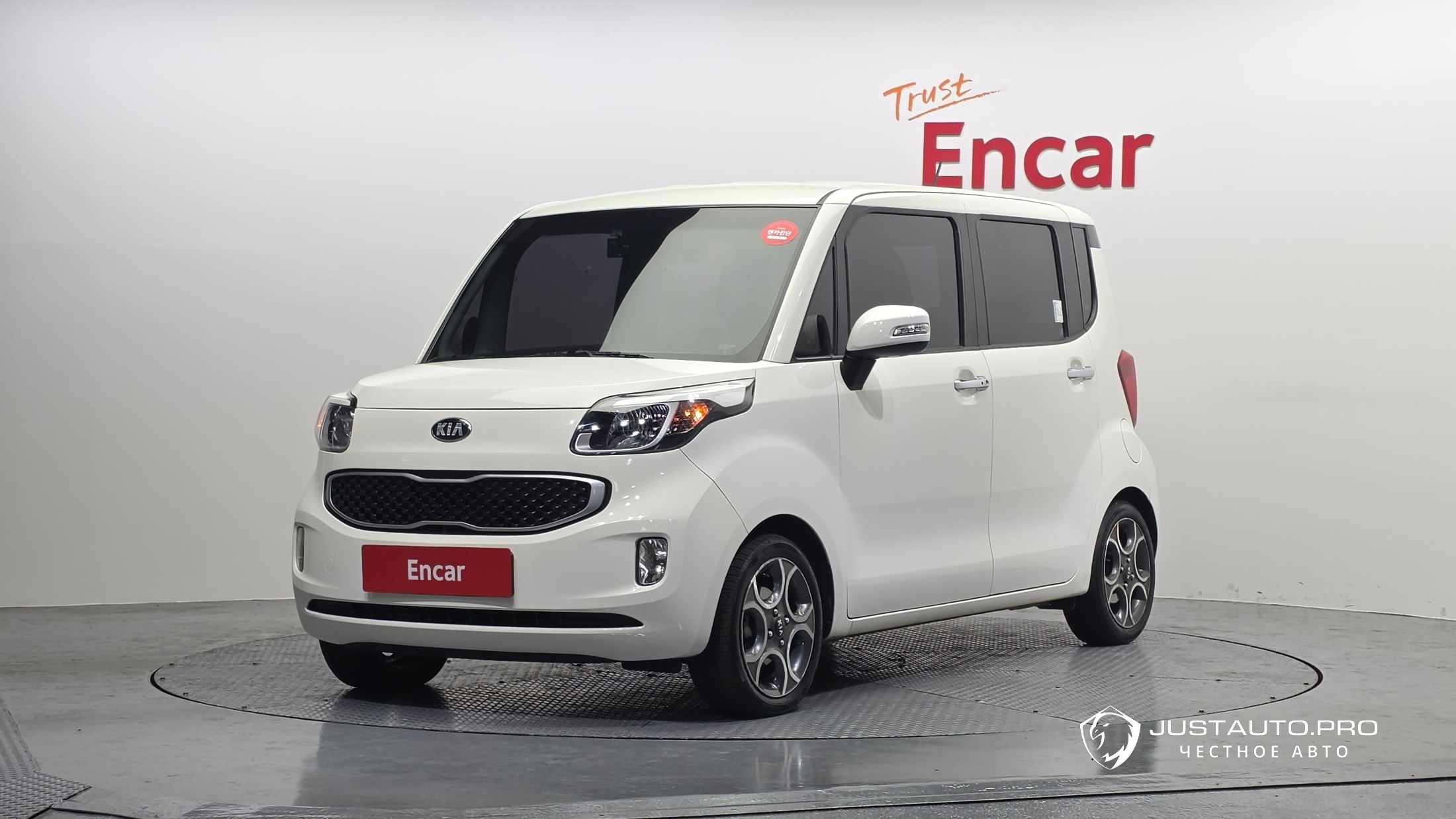 Автомобиль Kia RAY