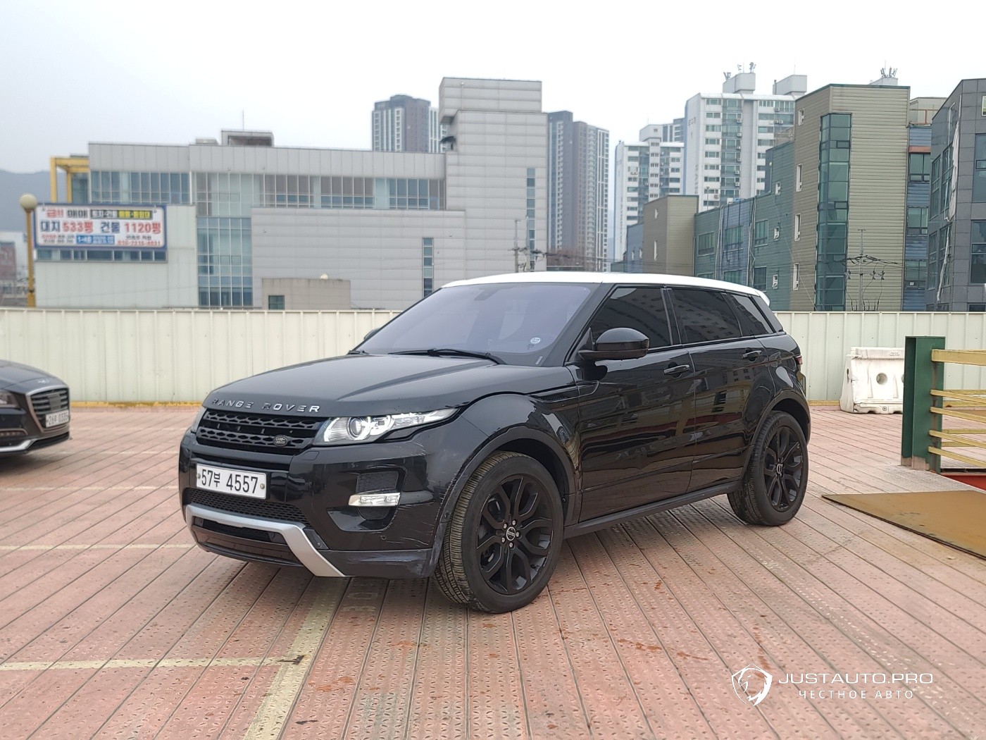 Автомобиль Land Rover Range Rover Evoque