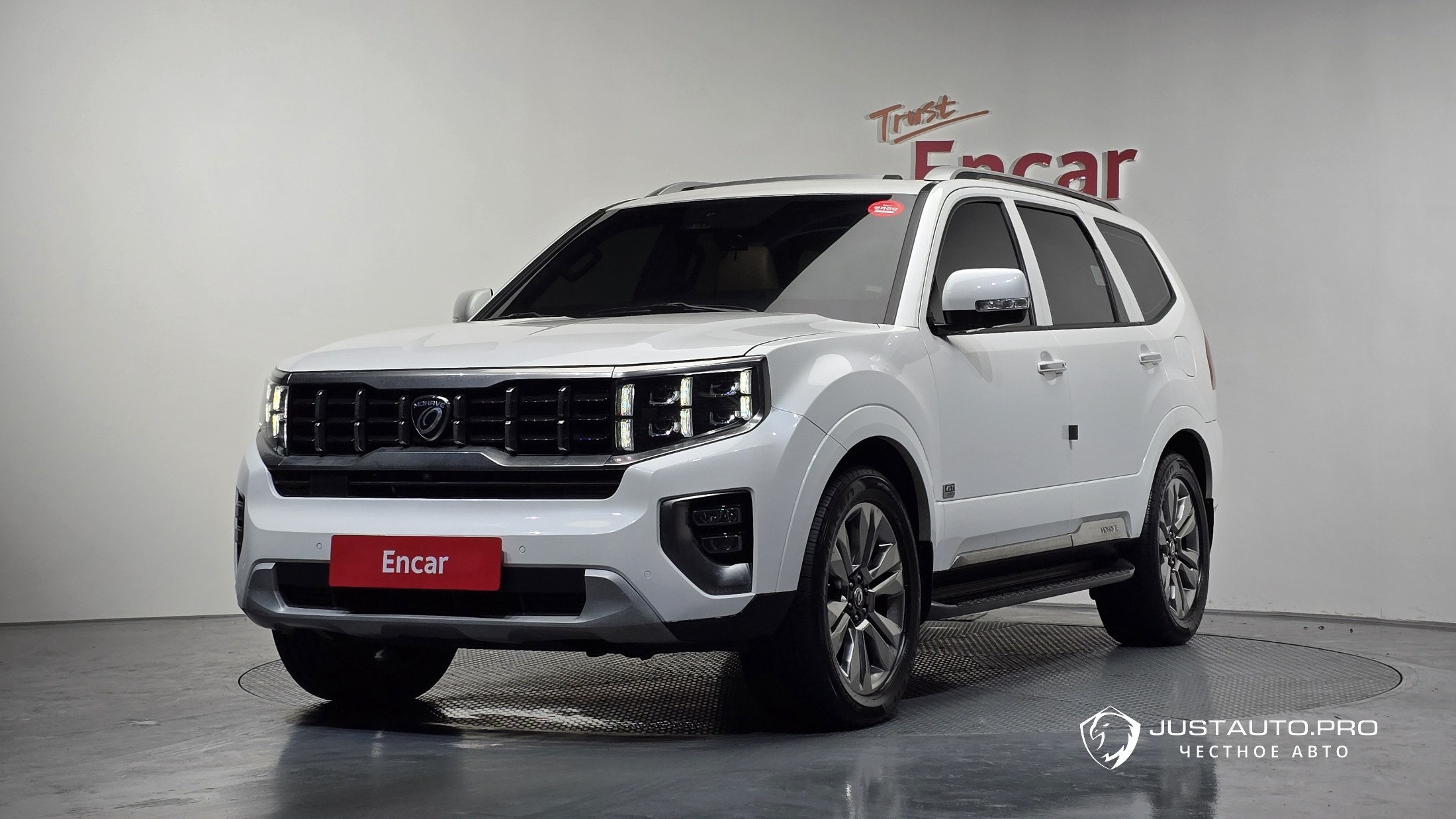 Автомобиль Kia Mohave