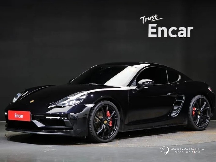 Автомобиль Porsche 718