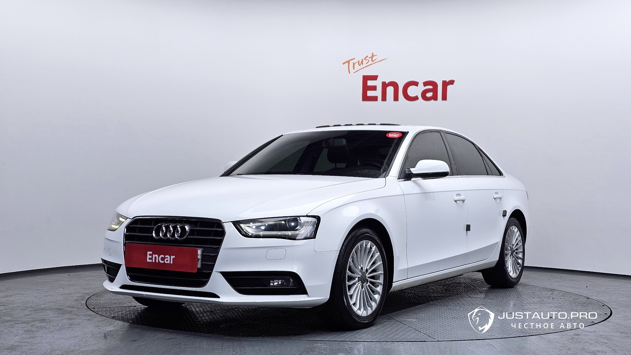 Автомобиль Audi A4