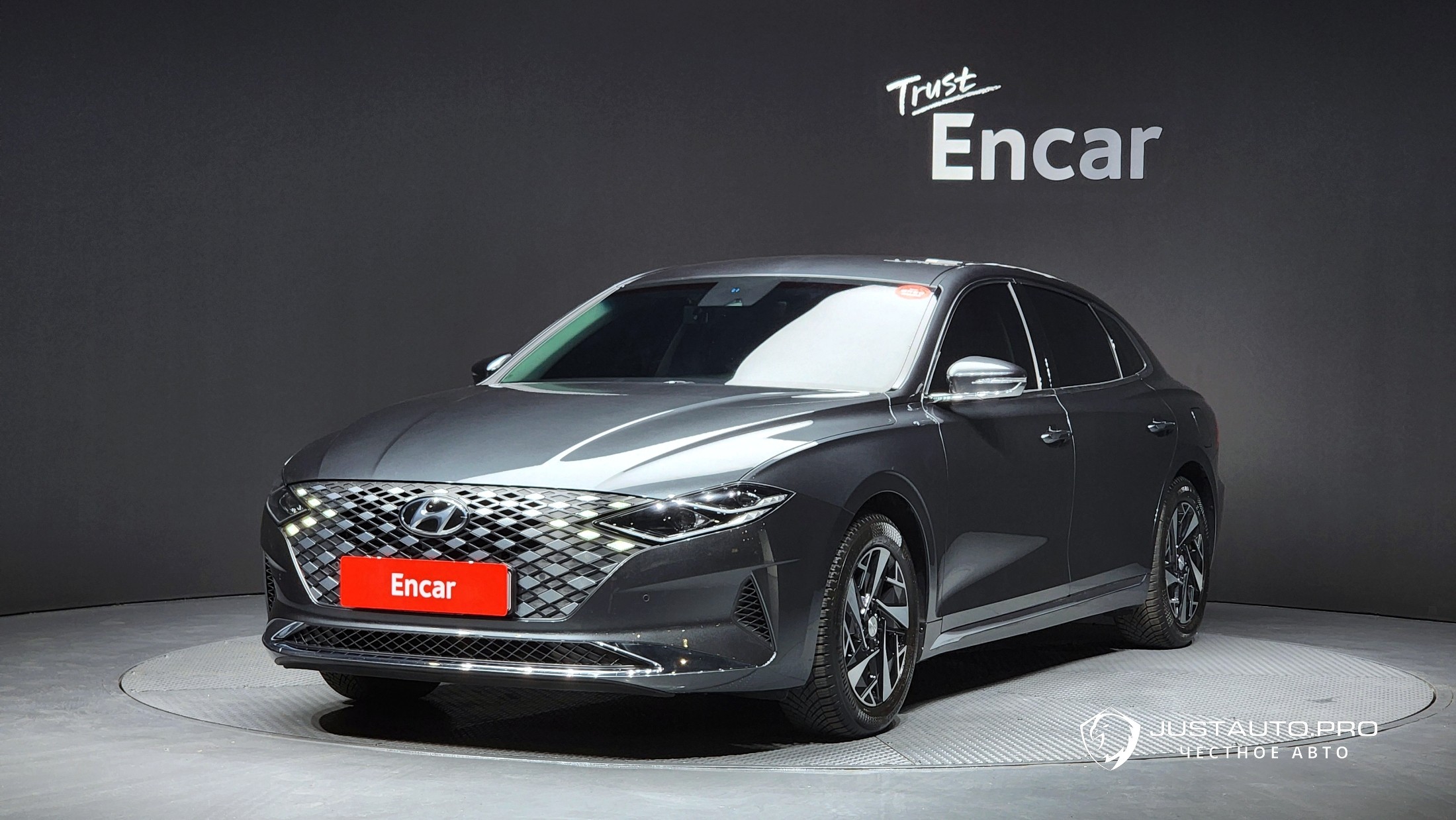 Автомобиль Hyundai Grandeur