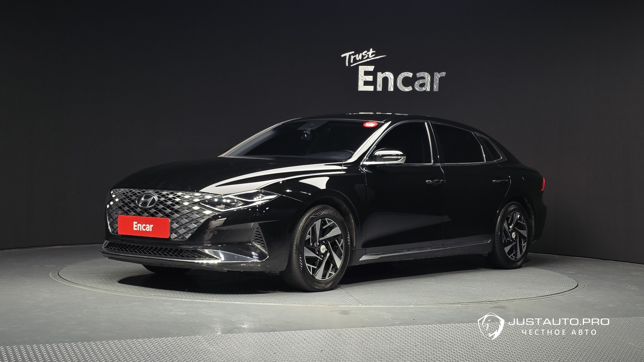 Автомобиль Hyundai Grandeur