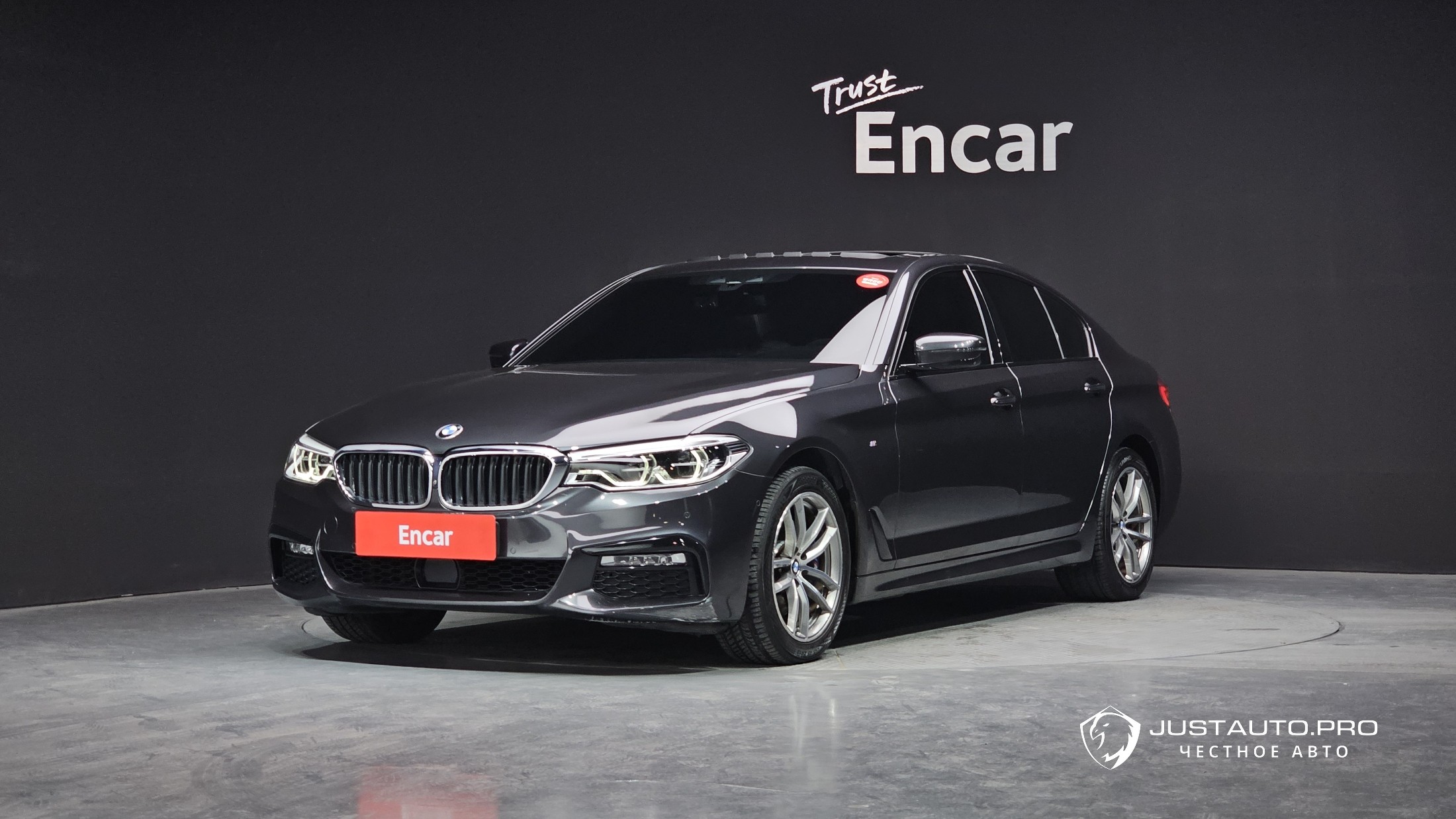 Автомобиль BMW 5-Series