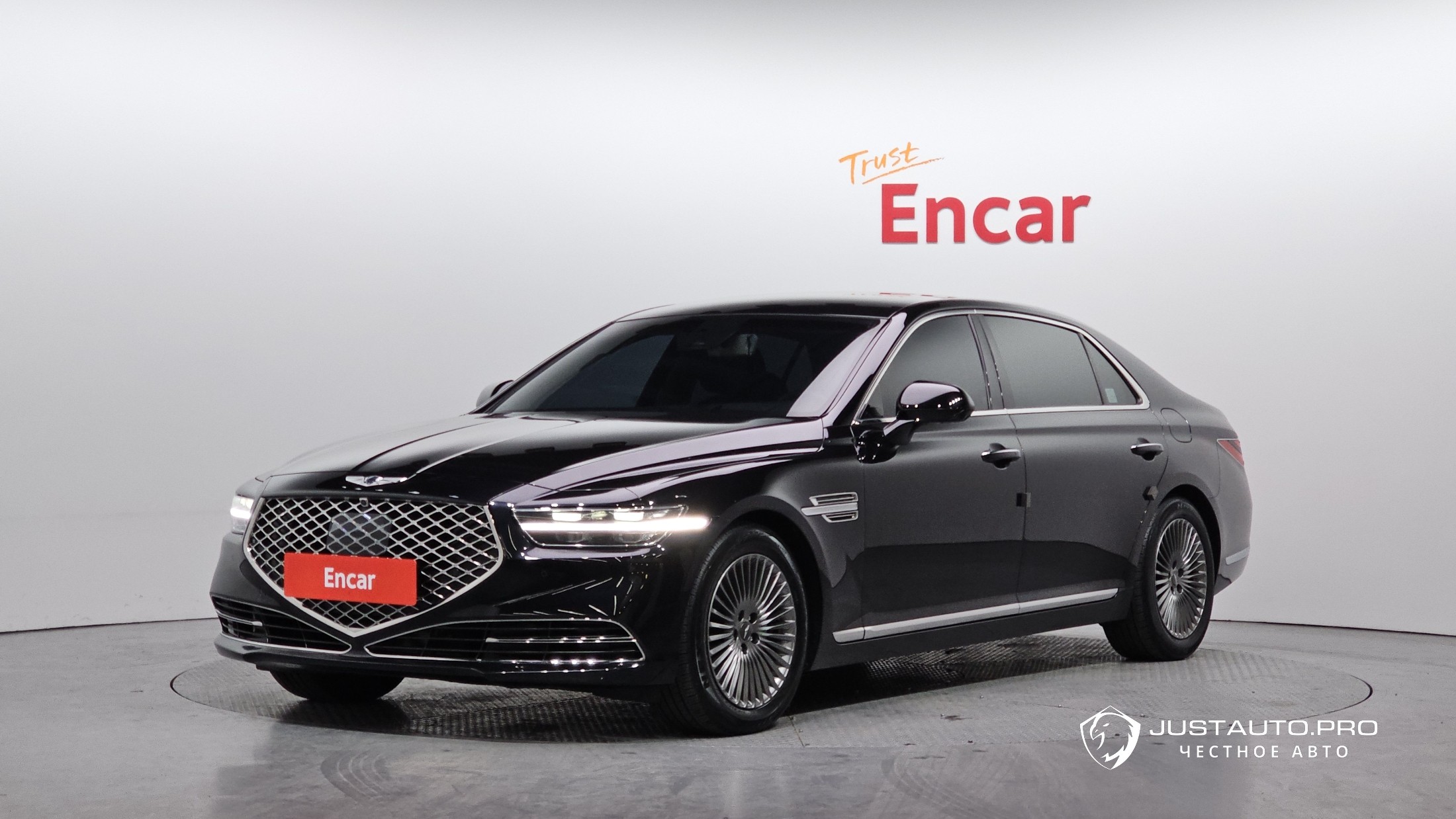 Автомобиль Genesis G90