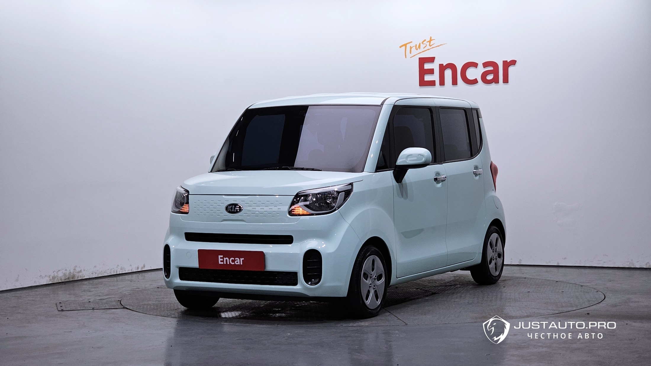 Автомобиль Kia RAY