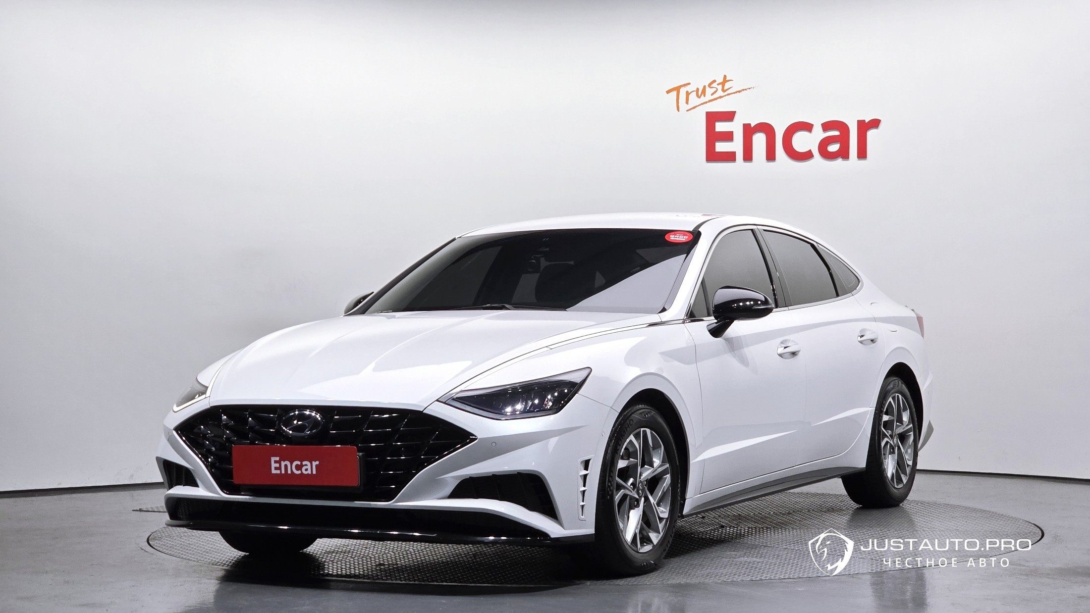 Автомобиль Hyundai Sonata